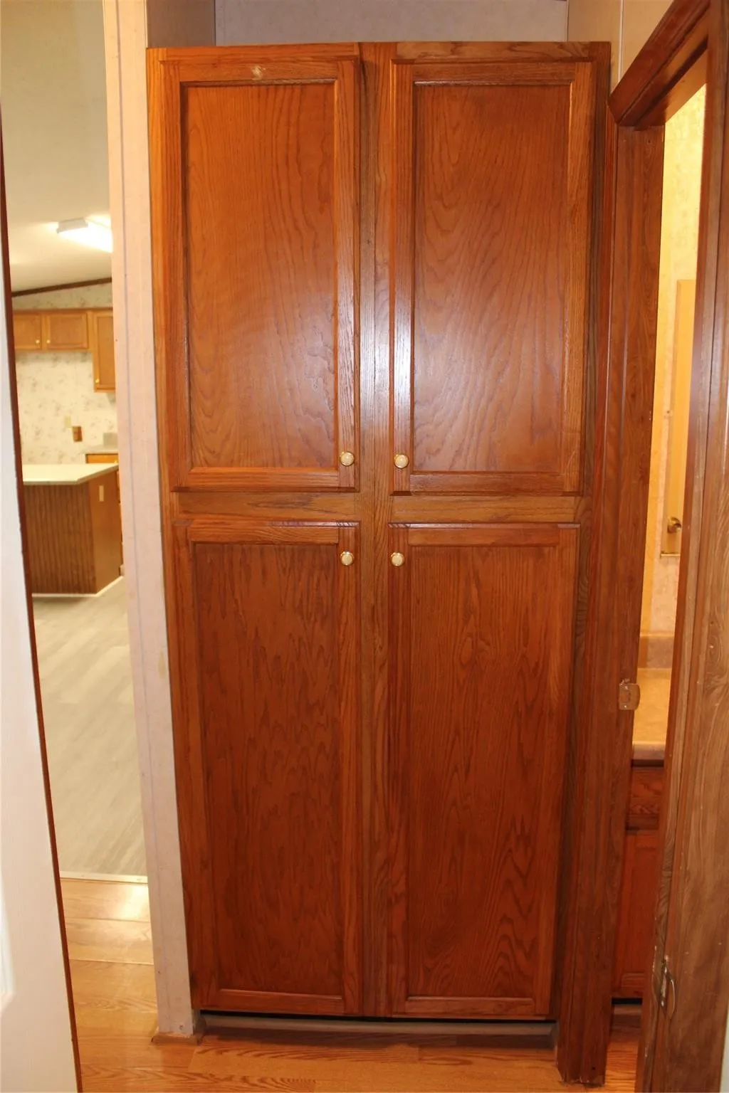 Mobile Home For Rent in Collin County , 1935 County Road 700, Farmersville, Texas 75442, 3 Bedrooms, 2 Bathrooms, Garage spaces, 1,664 Sqft, built in 2000, Preowned, Price $1,895, mls#21260583, Real Estate Agent in Farmersville, Homes For Rent in Collin county, Homes For Rent in Farmersville, Realtor in Farmersville Texas, Real Estate Brokerage Independent Realty Texas, Luminita Cordes Realtor