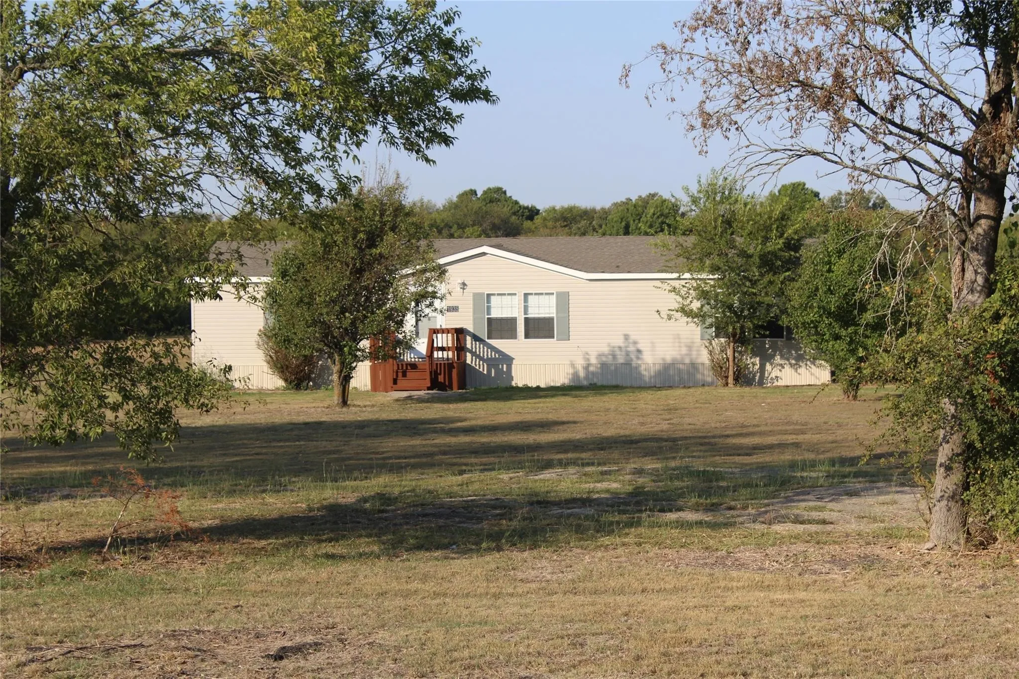 Mobile Home For Rent in Collin County , 1935 County Road 700, Farmersville, Texas 75442, 3 Bedrooms, 2 Bathrooms, Garage spaces, 1,664 Sqft, built in 2000, Preowned, Price $1,895, mls#21260583, Real Estate Agent in Farmersville, Homes For Rent in Collin county, Homes For Rent in Farmersville, Realtor in Farmersville Texas, Real Estate Brokerage Independent Realty Texas, Luminita Cordes Realtor