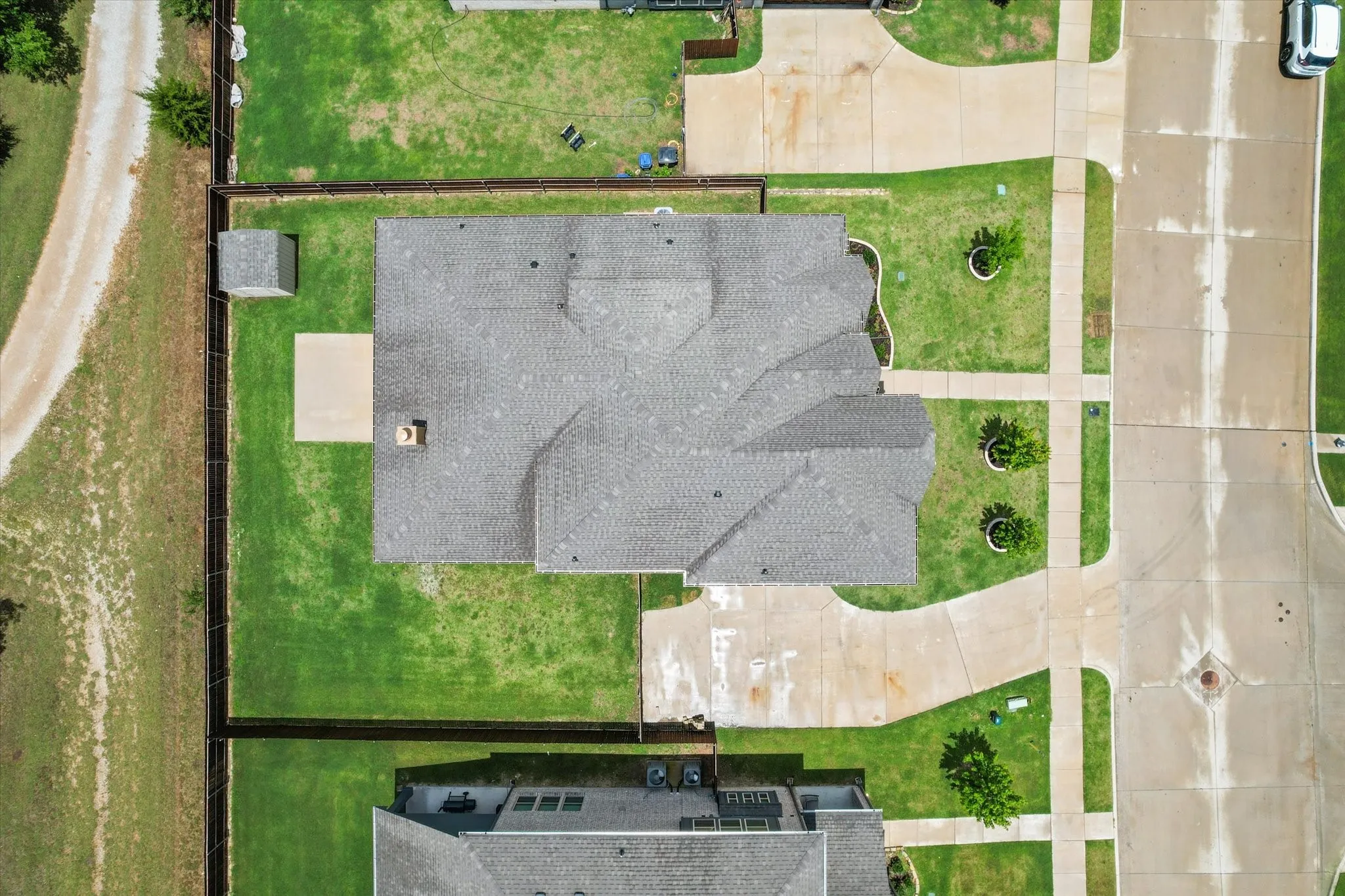 Single Family Residence For Sale in Ellis County , 1133 Windy Vista Drive, Midlothian, Texas 76065, 4 Bedroom, 3 Bathroom, 2 Garage spaces, 3,449 Sqft, built in 2024, Preowned, mls#21258618, Real Estate Agent in Midlothian, Homes For Sale in Ellis county, Homes For Sale in Midlothian, Realtor in Midlothian Texas, Real Estate Brokerage Independent Realty Texas, Luminita Cordes Realtor