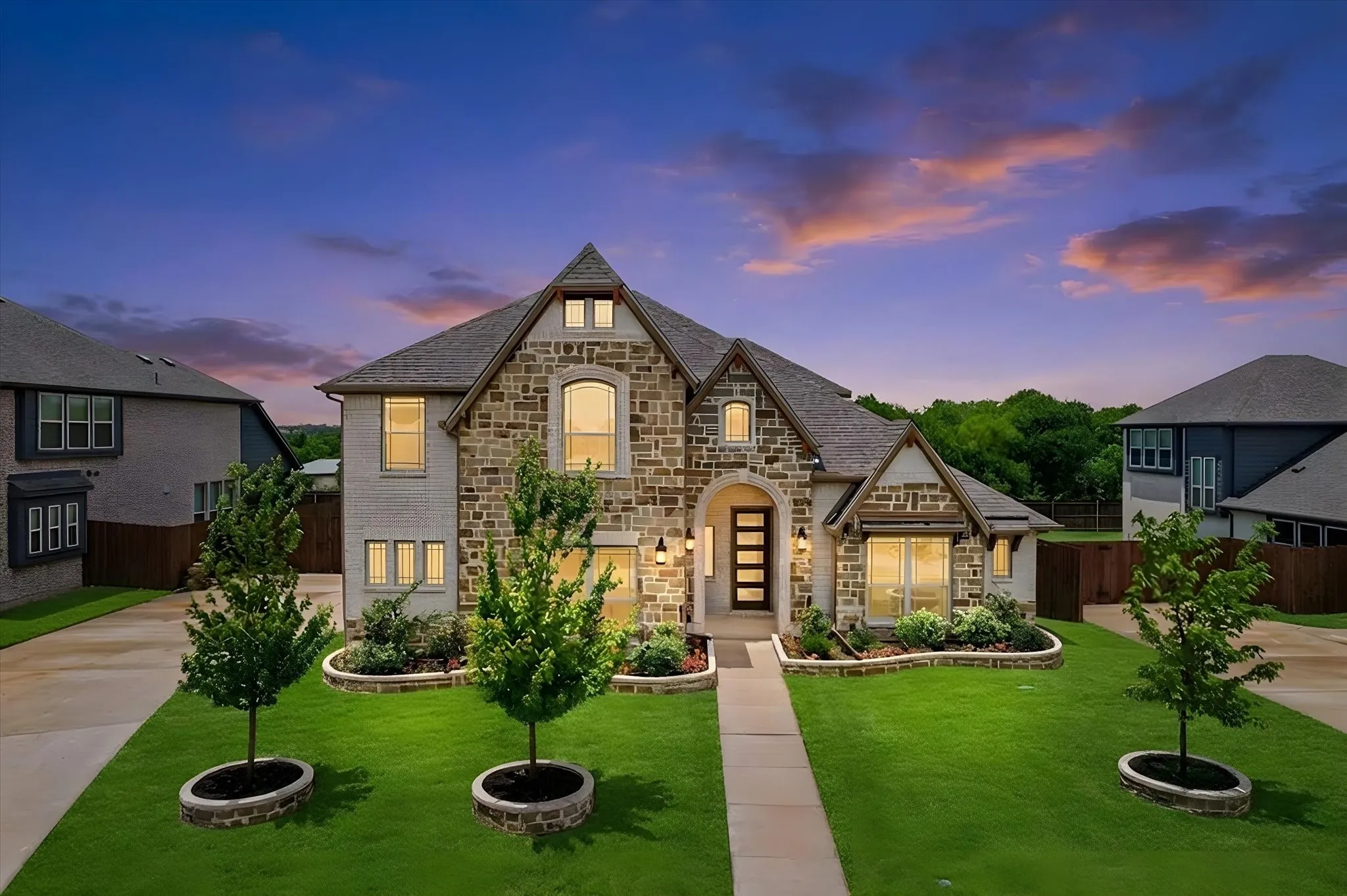 Single Family Residence For Sale in Ellis County , 1133 Windy Vista Drive, Midlothian, Texas 76065, 4 Bedroom, 3 Bathroom, 2 Garage spaces, 3,449 Sqft, built in 2024, Preowned, mls#21258618, Real Estate Agent in Midlothian, Homes For Sale in Ellis county, Homes For Sale in Midlothian, Realtor in Midlothian Texas, Real Estate Brokerage Independent Realty Texas, Luminita Cordes Realtor