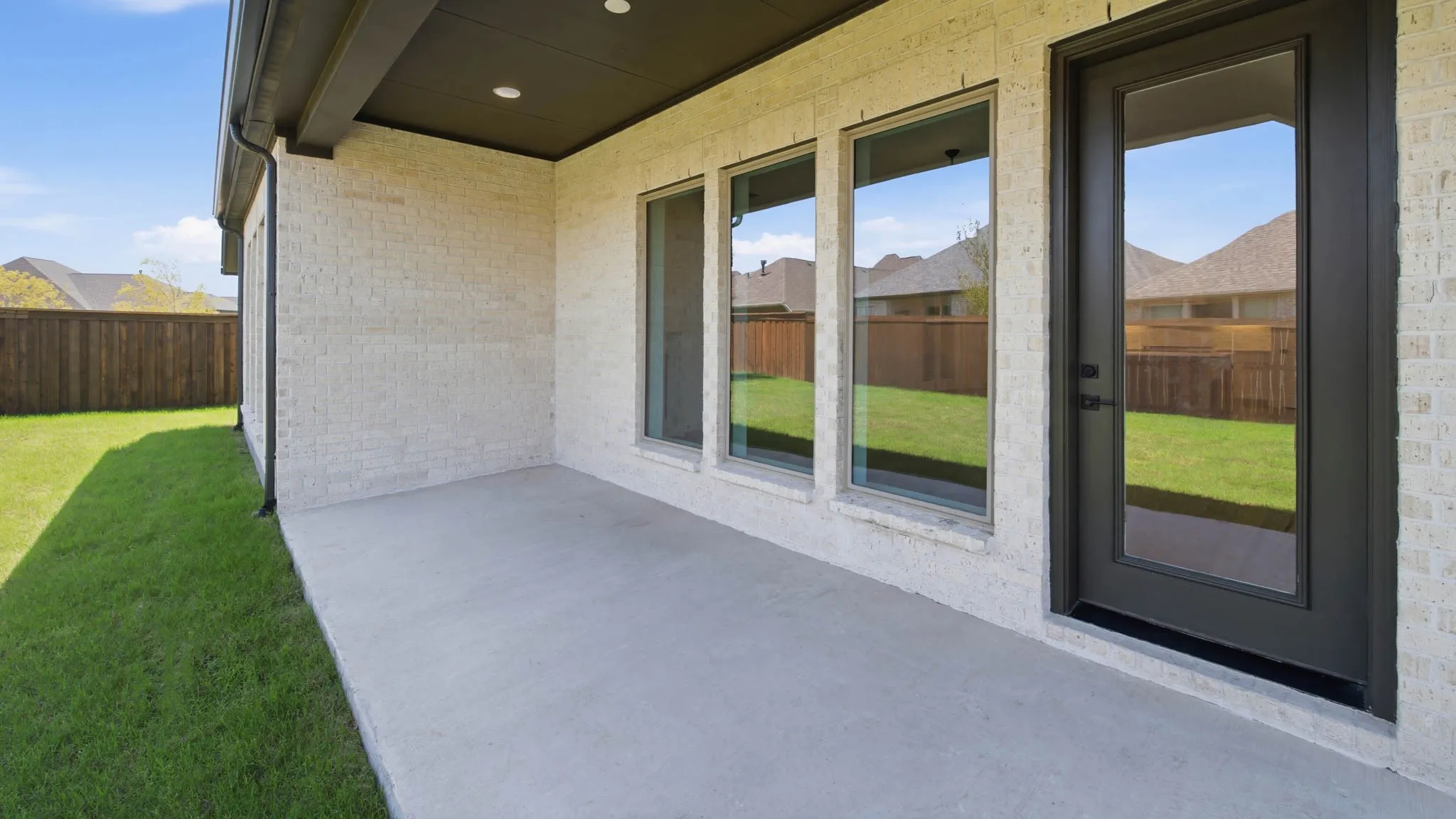 Single Family Residence For Sale in Collin County , 803 River Sky Road, Lavon, Texas 75166, 4 Bedroom, 3 Bathroom, 2 Garage spaces, 2,545 Sqft, built in 2026, New Construction - Incomplete, mls#21260608, Real Estate Agent in Lavon, Homes For Sale in Collin county, Homes For Sale in Lavon, Realtor in Lavon Texas, Real Estate Brokerage Independent Realty Texas, Luminita Cordes Realtor