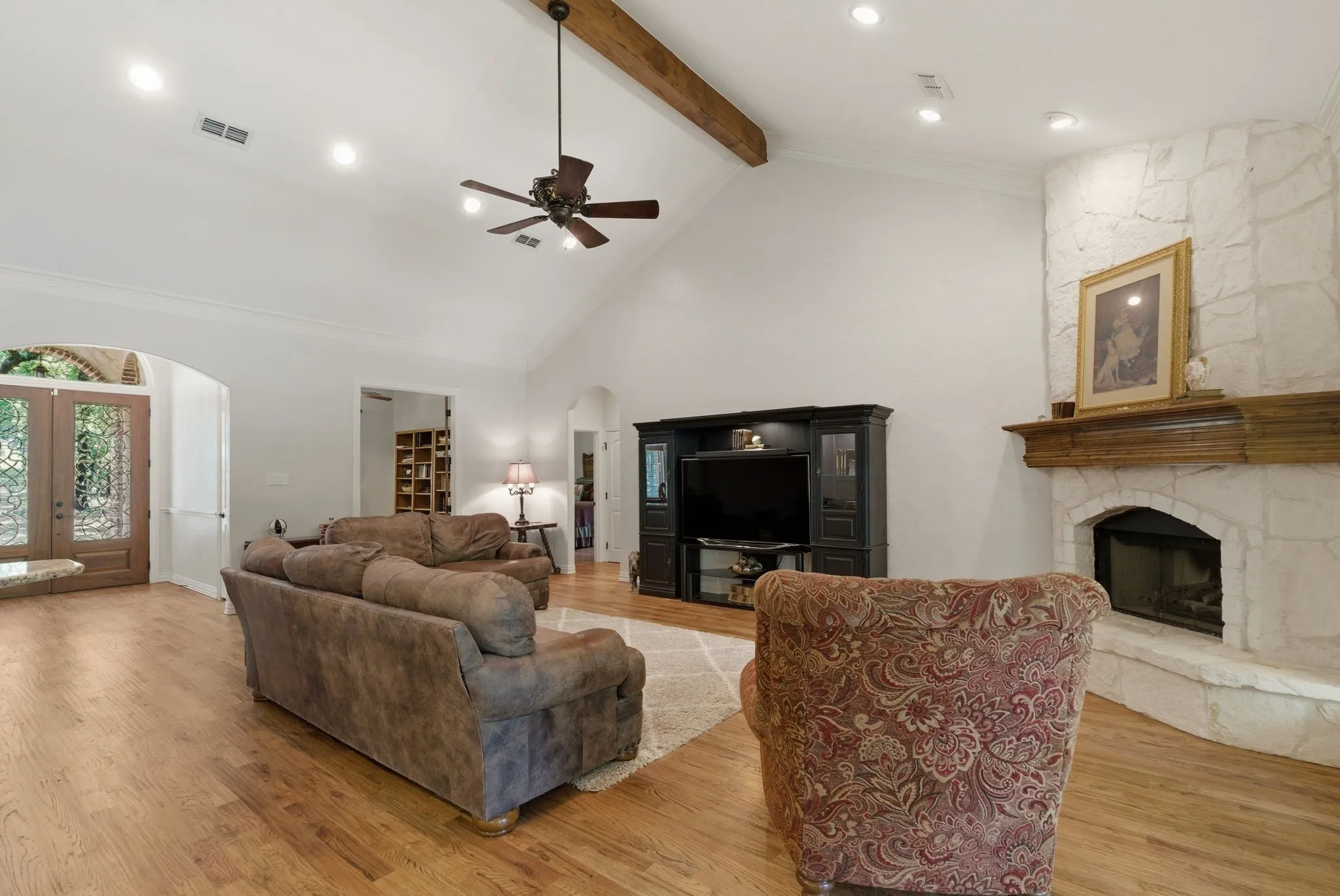 Single Family Residence For Sale in Parker County , 148 Arista Trail, Poolville, Texas 76487, 3 Bedroom, 3 Bathroom, 3 Garage spaces, 2,618 Sqft, built in 2009, Preowned, mls#21259280, Real Estate Agent in Poolville, Homes For Sale in Parker county, Homes For Sale in Poolville, Realtor in Poolville Texas, Real Estate Brokerage Independent Realty Texas, Luminita Cordes Realtor