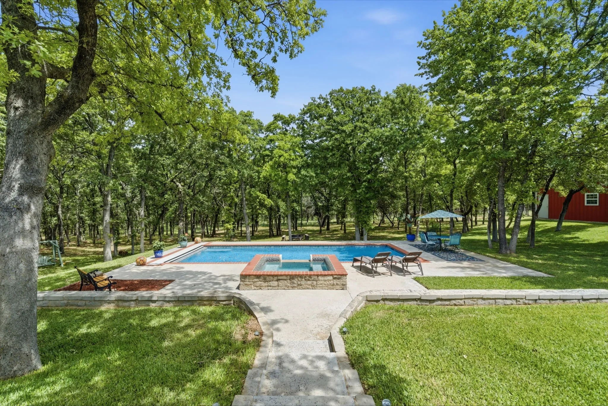 Single Family Residence For Sale in Parker County , 148 Arista Trail, Poolville, Texas 76487, 3 Bedroom, 3 Bathroom, 3 Garage spaces, 2,618 Sqft, built in 2009, Preowned, mls#21259280, Real Estate Agent in Poolville, Homes For Sale in Parker county, Homes For Sale in Poolville, Realtor in Poolville Texas, Real Estate Brokerage Independent Realty Texas, Luminita Cordes Realtor