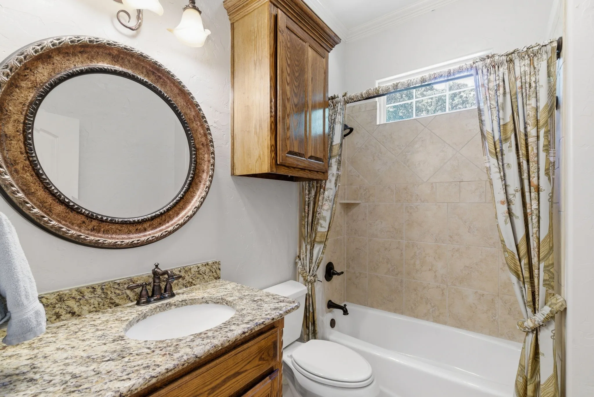 Single Family Residence For Sale in Parker County , 148 Arista Trail, Poolville, Texas 76487, 3 Bedroom, 3 Bathroom, 3 Garage spaces, 2,618 Sqft, built in 2009, Preowned, mls#21259280, Real Estate Agent in Poolville, Homes For Sale in Parker county, Homes For Sale in Poolville, Realtor in Poolville Texas, Real Estate Brokerage Independent Realty Texas, Luminita Cordes Realtor