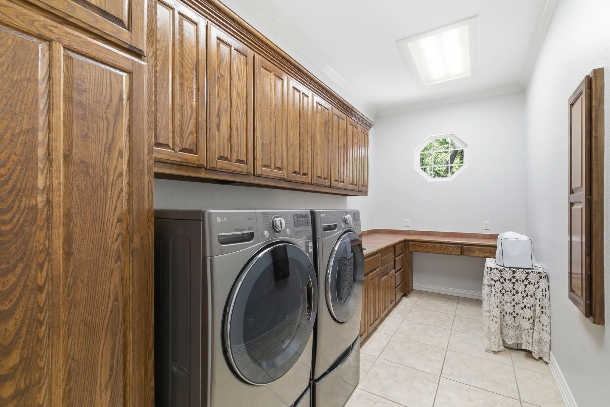 Single Family Residence For Sale in Parker County , 148 Arista Trail, Poolville, Texas 76487, 3 Bedroom, 3 Bathroom, 3 Garage spaces, 2,618 Sqft, built in 2009, Preowned, mls#21259280, Real Estate Agent in Poolville, Homes For Sale in Parker county, Homes For Sale in Poolville, Realtor in Poolville Texas, Real Estate Brokerage Independent Realty Texas, Luminita Cordes Realtor