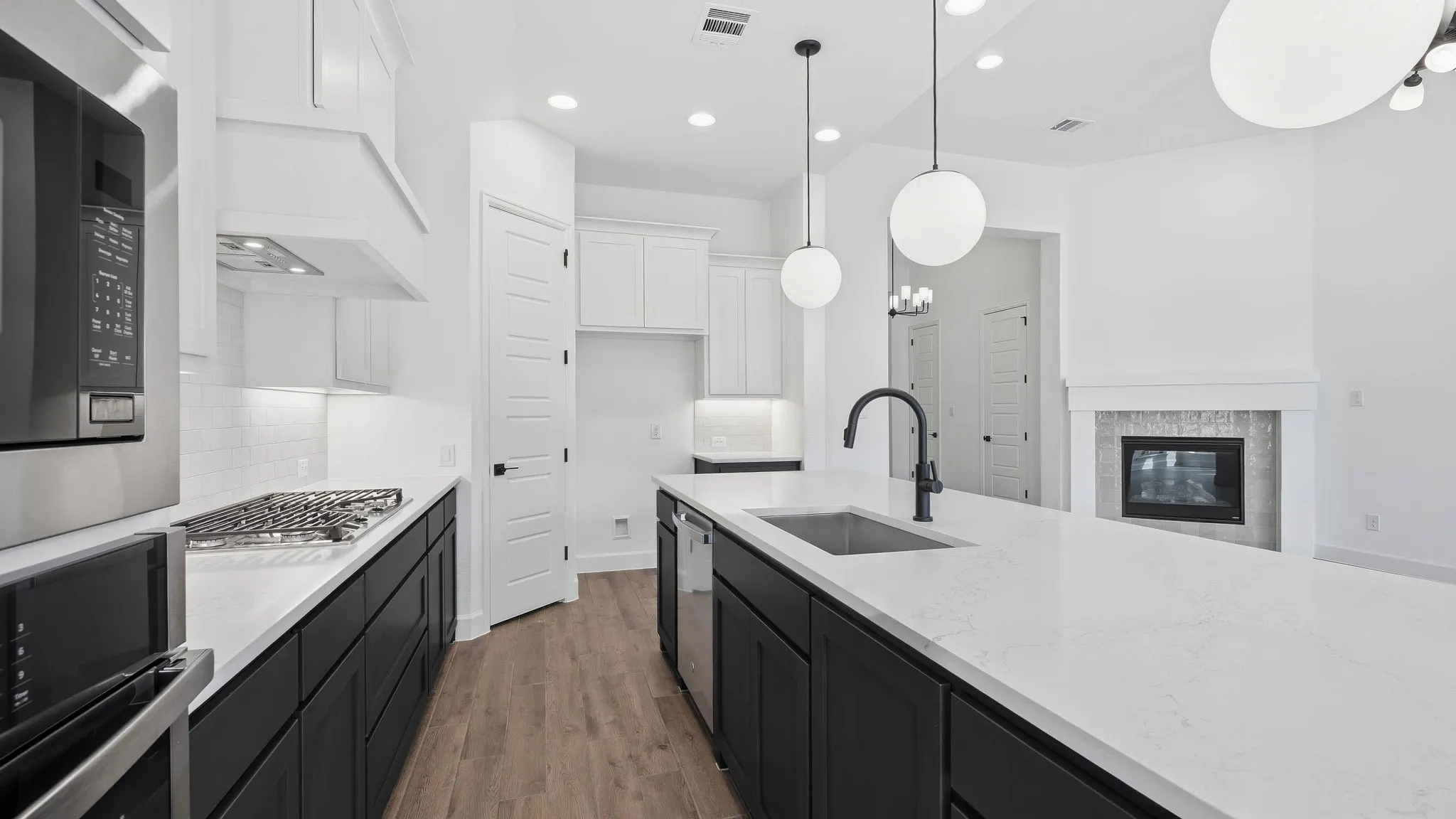 Single Family Residence For Sale in Collin County , 816 River Sky Road, Lavon, Texas 75166, 4 Bedroom, 4 Bathroom, 2 Garage spaces, 2,574 Sqft, built in 2026, New Construction - Incomplete, mls#21260637, Real Estate Agent in Lavon, Homes For Sale in Collin county, Homes For Sale in Lavon, Realtor in Lavon Texas, Real Estate Brokerage Independent Realty Texas, Luminita Cordes Realtor