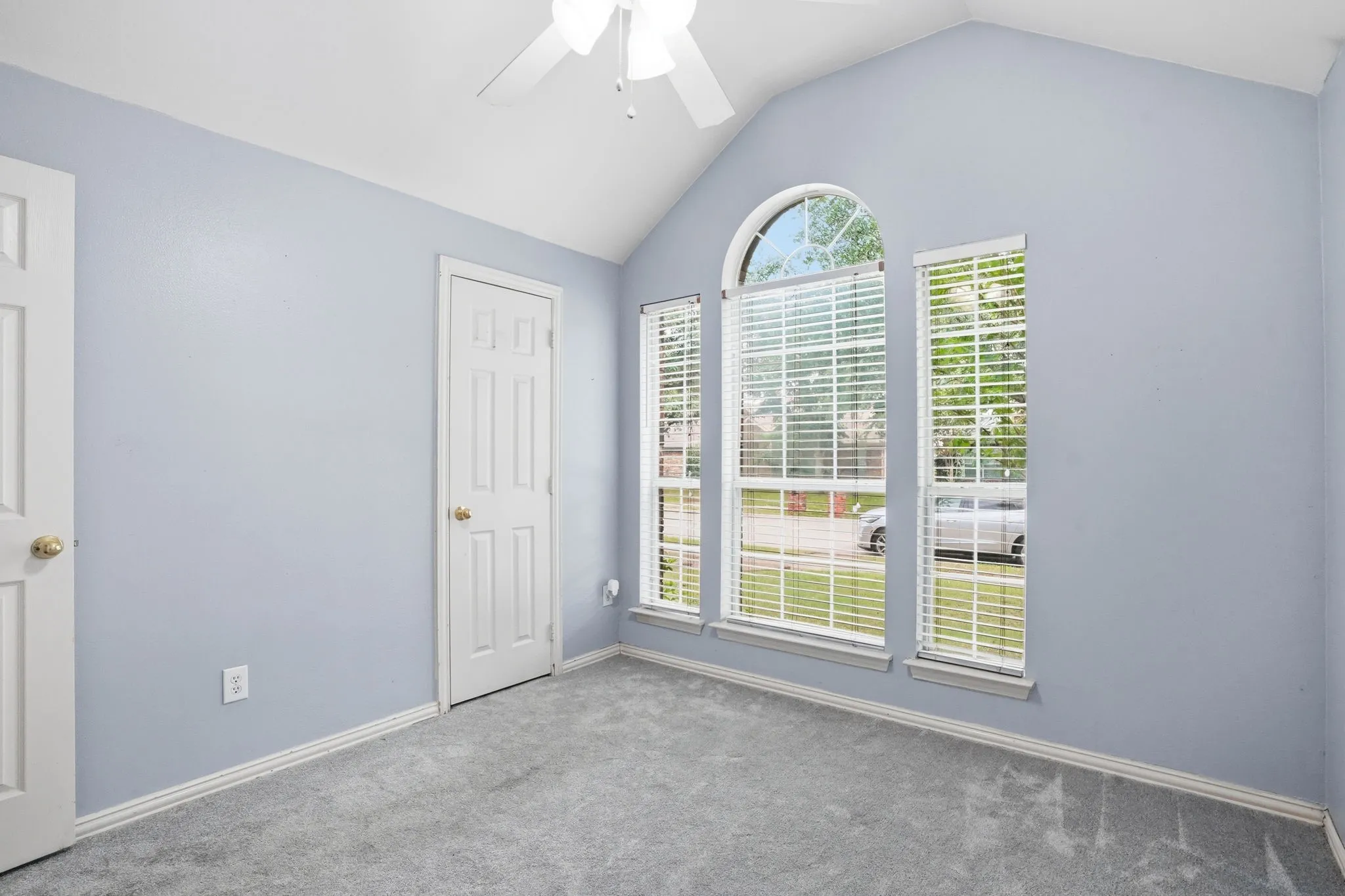 Secondary bedroom 3 with beautiful front-facing windows