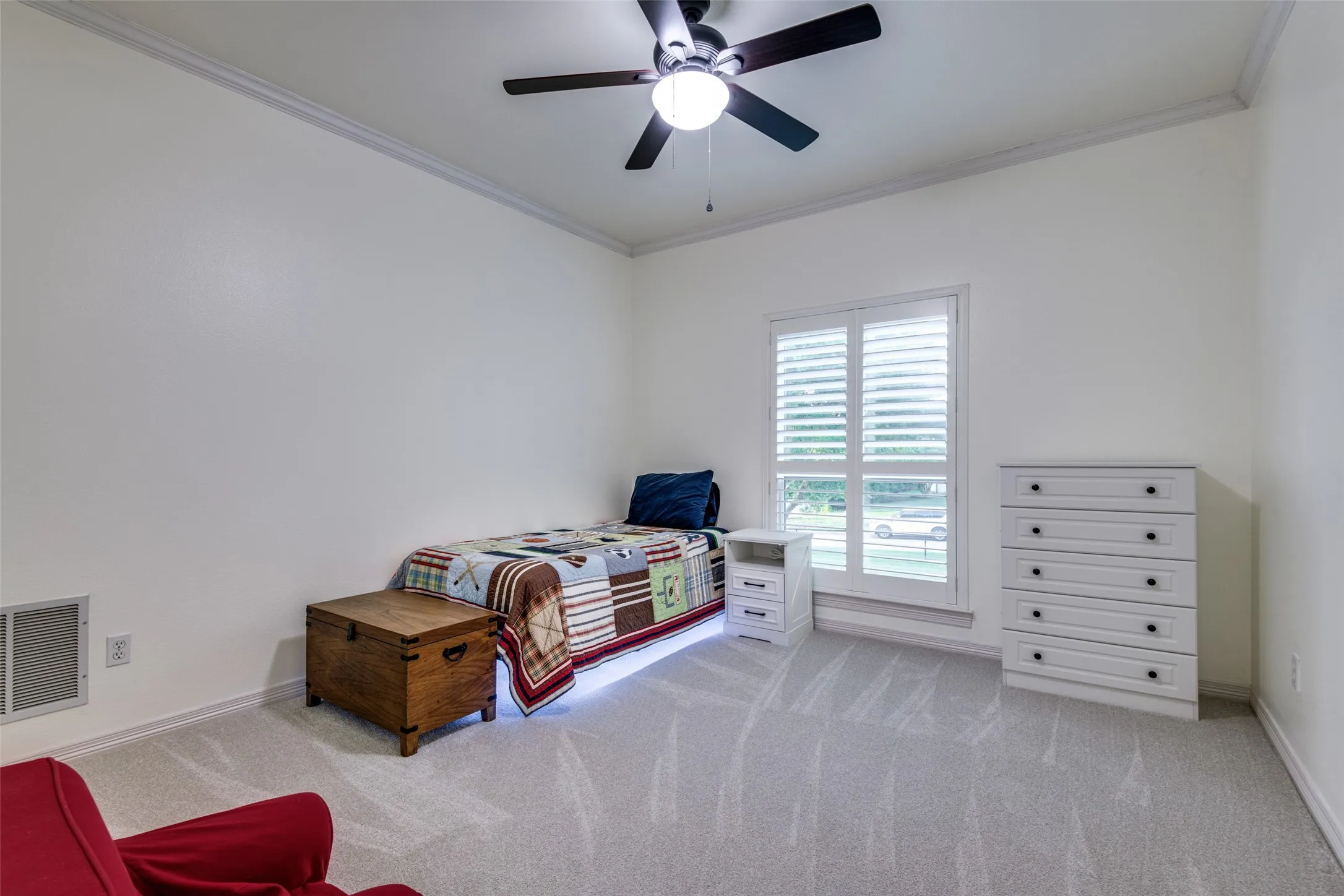 Single Family Residence For Sale in Kaufman County , 12376 Saddle Club Drive, Forney, Texas 75126, 4 Bedroom, 4 Bathroom, Garage spaces, 4,272 Sqft, built in 2002, Preowned, mls#21243864, Real Estate Agent in Forney, Homes For Sale in Kaufman county, Homes For Sale in Forney, Realtor in Forney Texas, Real Estate Brokerage Independent Realty Texas, Luminita Cordes Realtor