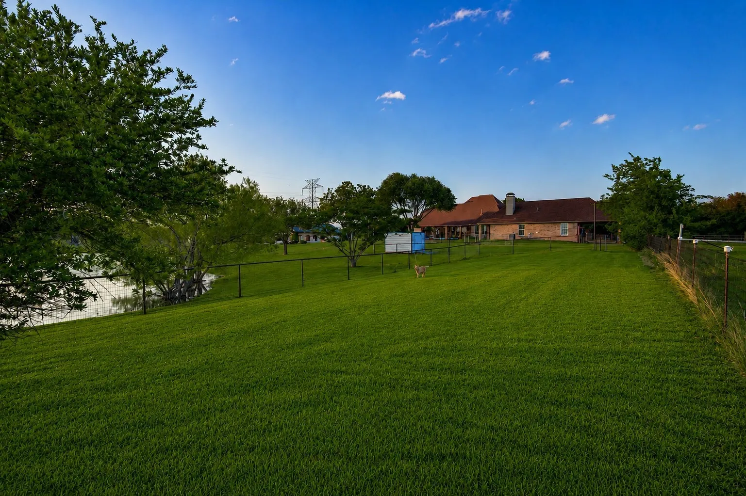 Single Family Residence For Sale in Kaufman County , 12376 Saddle Club Drive, Forney, Texas 75126, 4 Bedroom, 4 Bathroom, Garage spaces, 4,272 Sqft, built in 2002, Preowned, mls#21243864, Real Estate Agent in Forney, Homes For Sale in Kaufman county, Homes For Sale in Forney, Realtor in Forney Texas, Real Estate Brokerage Independent Realty Texas, Luminita Cordes Realtor
