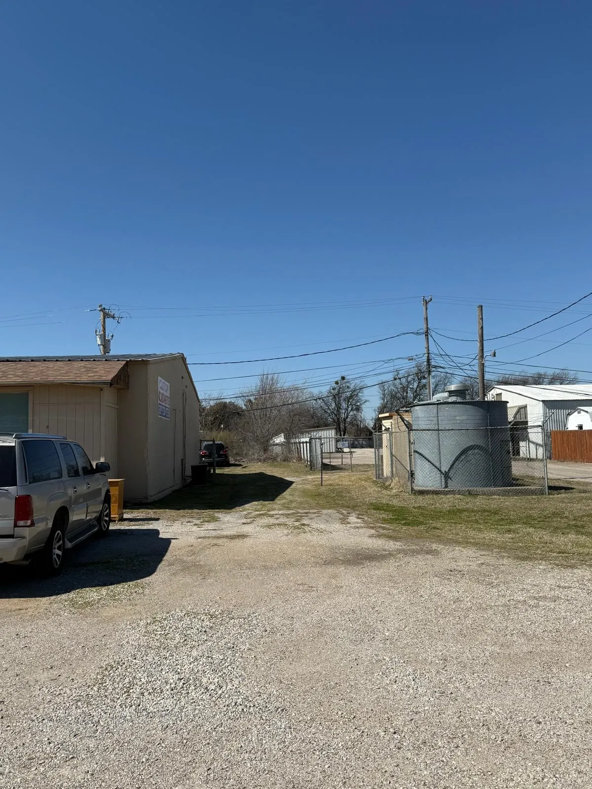 Industrial For Rent in Tarrant County , 10132 Crowley Road N, Crowley, Texas 76036, 0, 0, Garage spaces, 0 Sqft, built in 1977, Preowned, mls#21260693, Real Estate Agent in Crowley, Homes For Rent in Tarrant county, Homes For Rent in Crowley, Realtor in Crowley Texas, Real Estate Brokerage Independent Realty Texas, Luminita Cordes Realtor