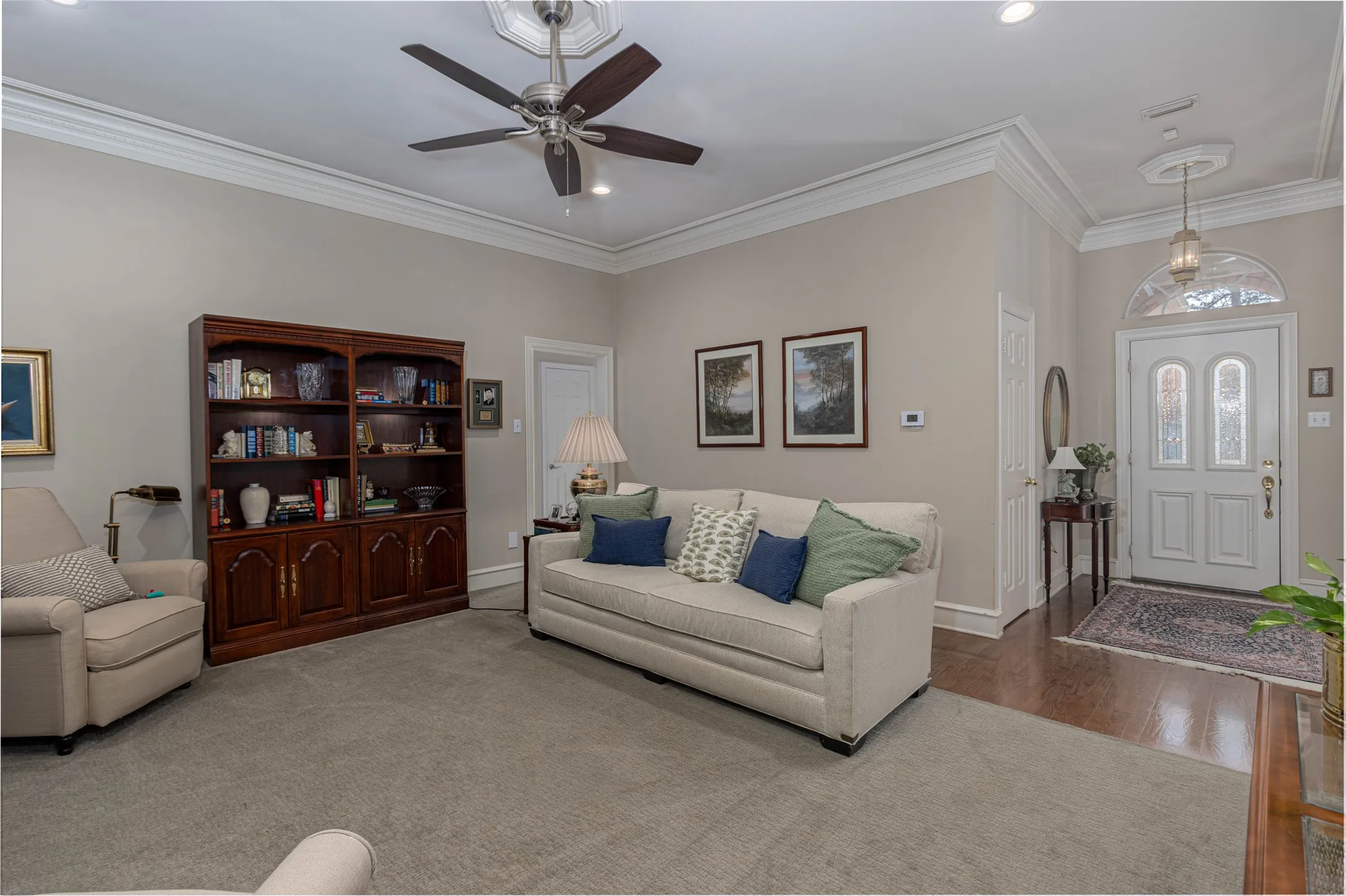 Single Family Residence For Sale in Smith County , 3312 Pebblebrook, Tyler, Texas 75707, 4 Bedroom, 2 Bathroom, 2 Garage spaces, 2,521 Sqft, built in 1994, Preowned, mls#21260708, Real Estate Agent in Tyler, Homes For Sale in Smith county, Homes For Sale in Tyler, Realtor in Tyler Texas, Real Estate Brokerage Independent Realty Texas, Luminita Cordes Realtor
