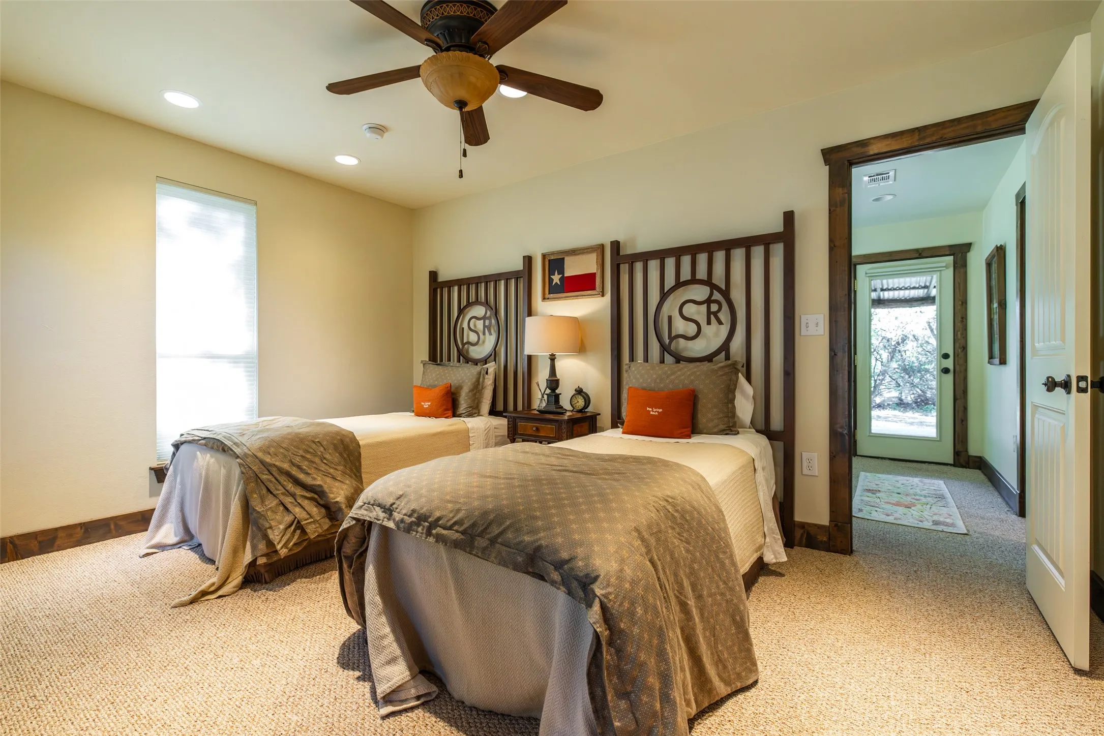 Single Family Residence For Sale in Hill County , 104 Private Road 216, Whitney, Texas 76692, 8 Bedrooms, 4 Bathrooms, Garage spaces, 2,172 Sqft, built in 1962, Preowned, Price $8,500,000, mls#21260702, Real Estate Agent in Whitney, Homes For Sale in Hill county, Homes For Sale in Whitney, Realtor in Whitney Texas, Real Estate Brokerage Independent Realty Texas, Luminita Cordes Realtor