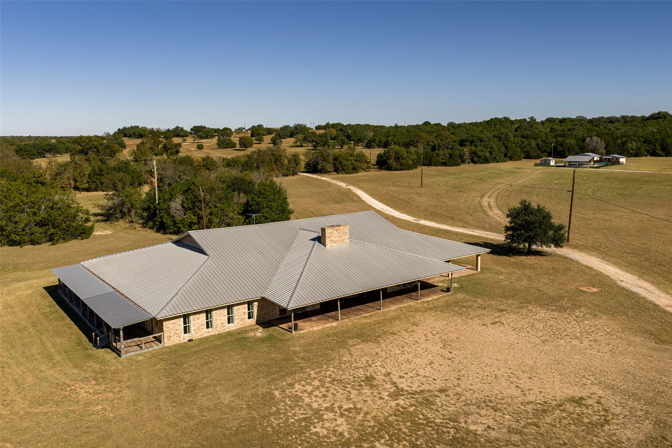 Single Family Residence For Sale in Hill County , 104 Private Road 216, Whitney, Texas 76692, 8 Bedrooms, 4 Bathrooms, Garage spaces, 2,172 Sqft, built in 1962, Preowned, Price $8,500,000, mls#21260702, Real Estate Agent in Whitney, Homes For Sale in Hill county, Homes For Sale in Whitney, Realtor in Whitney Texas, Real Estate Brokerage Independent Realty Texas, Luminita Cordes Realtor