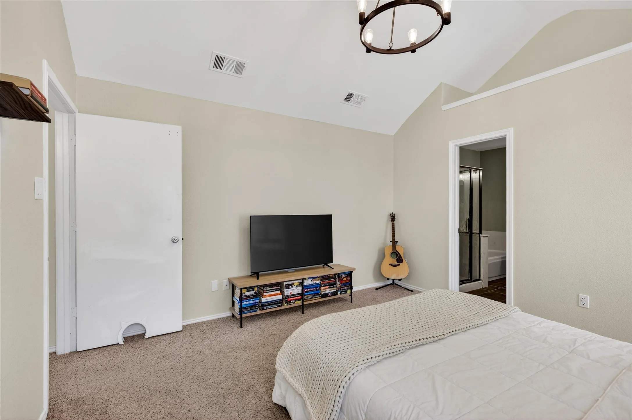 New bedroom doors with fresh paint & NEW CARPET!