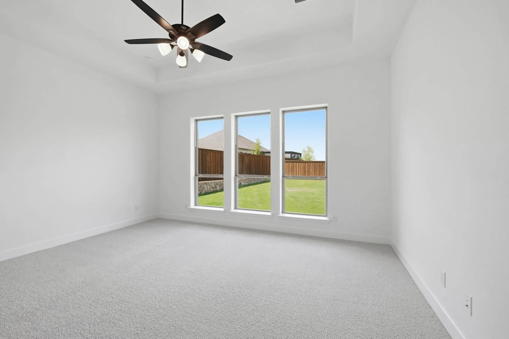 Single Family Residence For Sale in Ellis County , 233 Woodoat Road, Waxahachie, Texas 75165, 4 Bedroom, 4 Bathroom, 2 Garage spaces, 2,599 Sqft, built in 2026, mls#21260757, Real Estate Agent in Waxahachie, Homes For Sale in Ellis county, Homes For Sale in Waxahachie, Realtor in Waxahachie Texas, Real Estate Brokerage Independent Realty Texas, Luminita Cordes Realtor