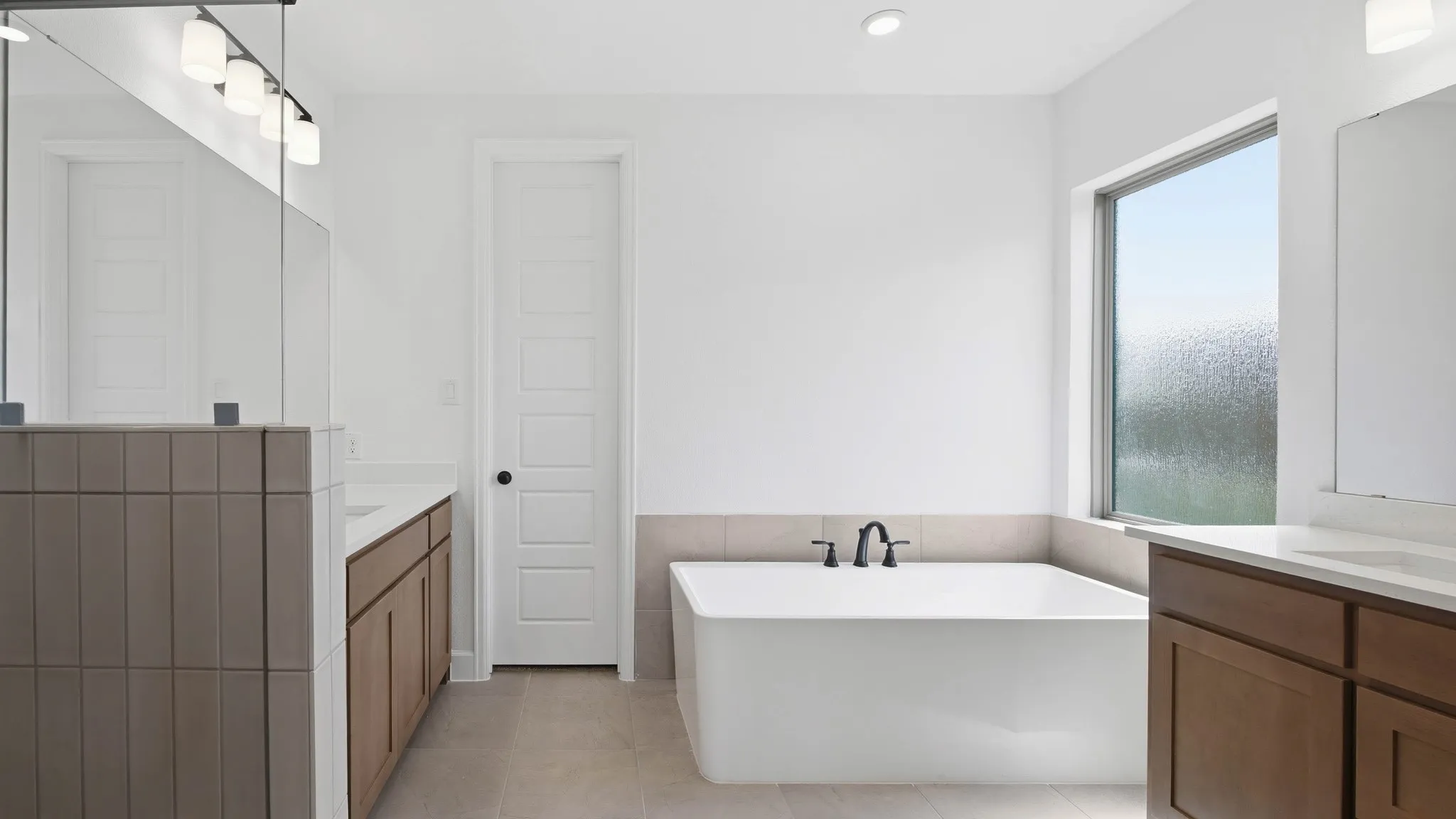 Single Family Residence For Sale in Ellis County , 233 Woodoat Road, Waxahachie, Texas 75165, 4 Bedroom, 4 Bathroom, 2 Garage spaces, 2,599 Sqft, built in 2026, mls#21260757, Real Estate Agent in Waxahachie, Homes For Sale in Ellis county, Homes For Sale in Waxahachie, Realtor in Waxahachie Texas, Real Estate Brokerage Independent Realty Texas, Luminita Cordes Realtor