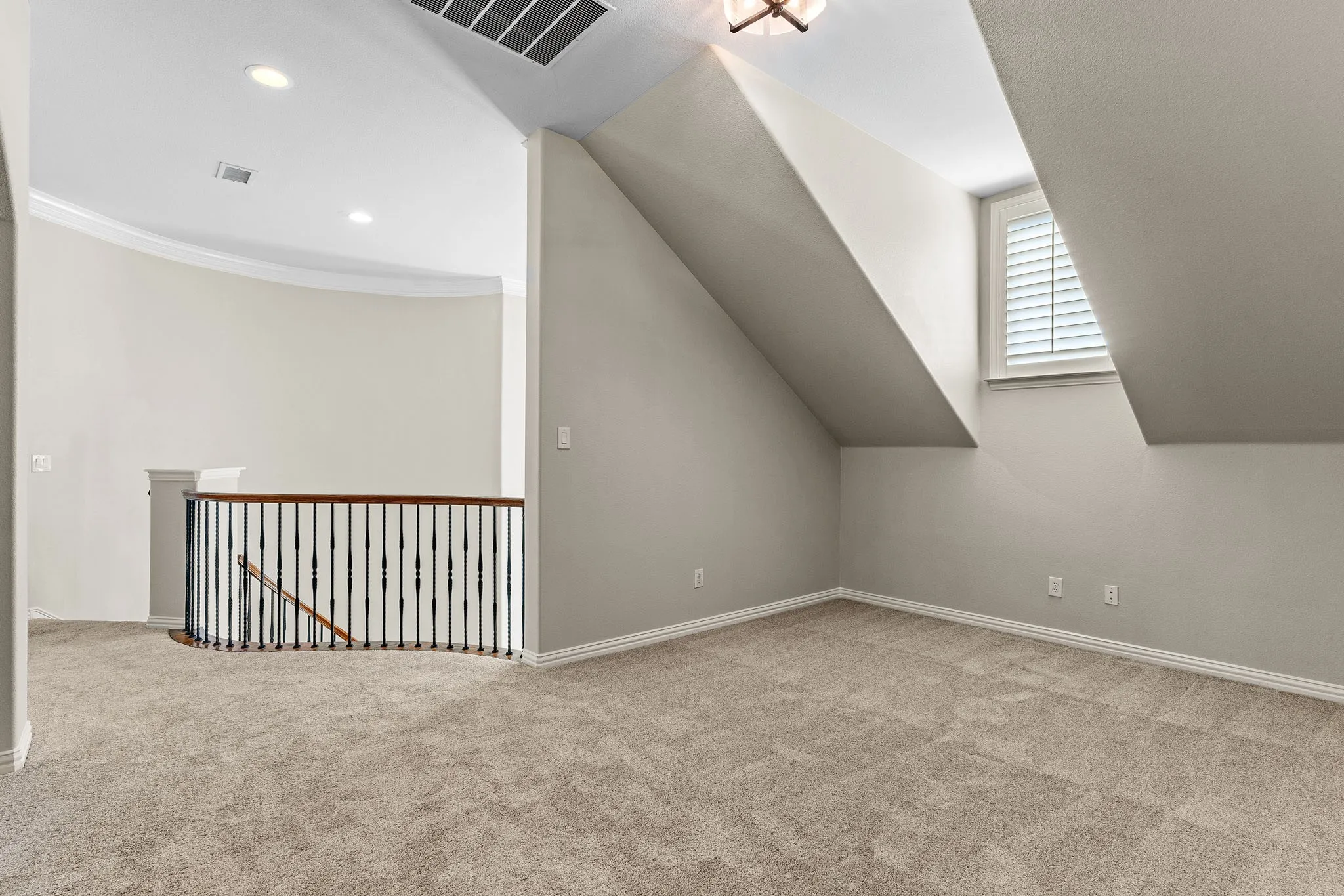 Single Family Residence For Rent in Denton County , 4542 Carraway Drive, Frisco, Texas 75034, 5 Bedroom, 4 Bathroom, 2 Garage spaces, 4,566 Sqft, built in 2005, Preowned, mls#21259723, Real Estate Agent in Frisco, Homes For Rent in Denton county, Homes For Rent in Frisco, Realtor in Frisco Texas, Real Estate Brokerage Independent Realty Texas, Luminita Cordes Realtor