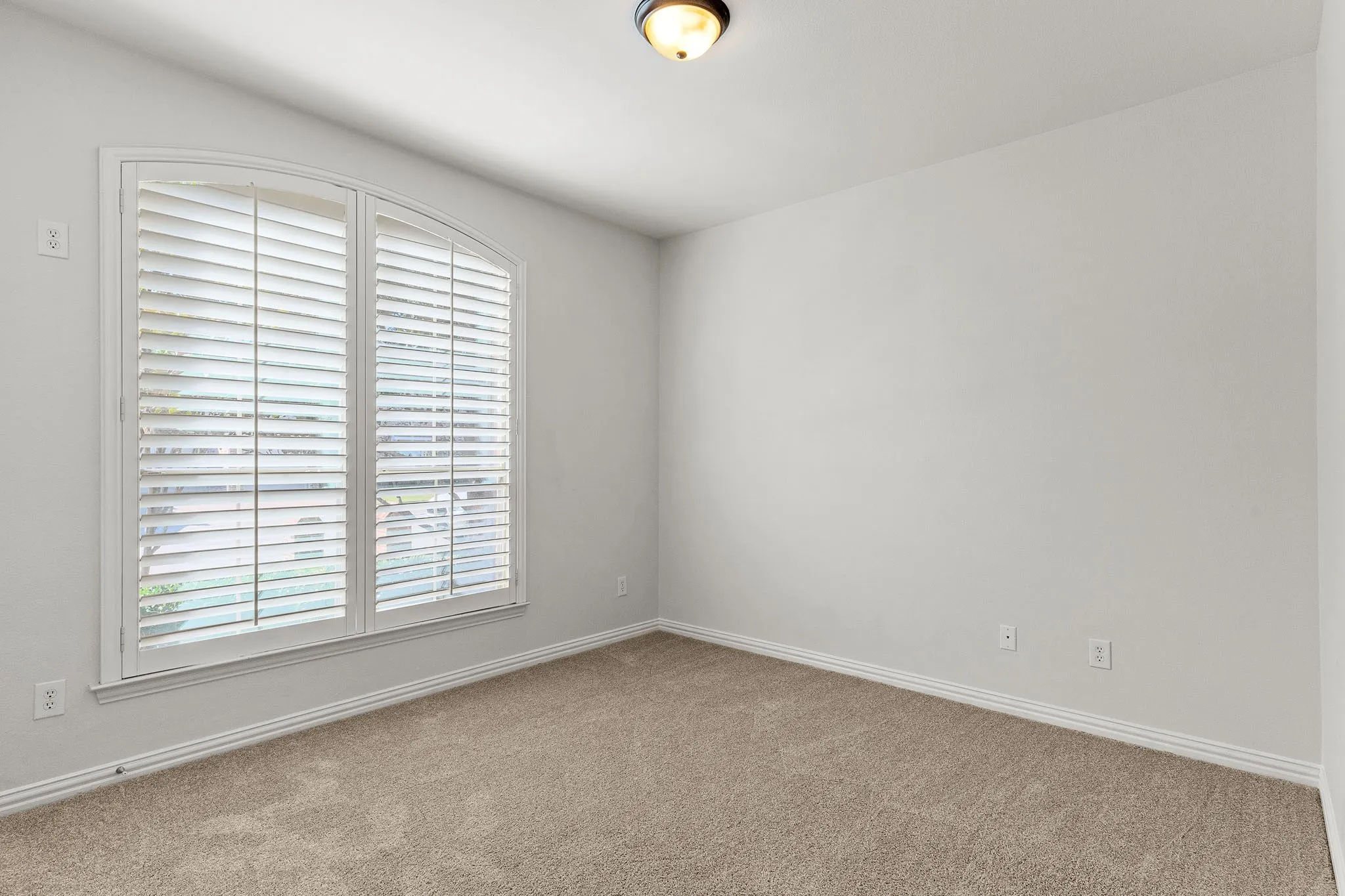 Single Family Residence For Rent in Denton County , 4542 Carraway Drive, Frisco, Texas 75034, 5 Bedroom, 4 Bathroom, 2 Garage spaces, 4,566 Sqft, built in 2005, Preowned, mls#21259723, Real Estate Agent in Frisco, Homes For Rent in Denton county, Homes For Rent in Frisco, Realtor in Frisco Texas, Real Estate Brokerage Independent Realty Texas, Luminita Cordes Realtor