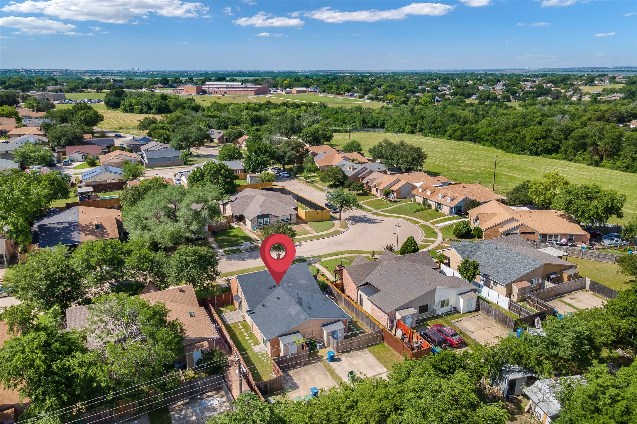 Single Family Residence For Sale in Denton County , 4410 Chapman Street, The Colony, Texas 75056, 2 Bedroom, 1 Bathroom, Garage spaces, 888 Sqft, built in 1983, mls#21259820, Real Estate Agent in The Colony, Homes For Sale in Denton county, Homes For Sale in The Colony, Realtor in The Colony Texas, Real Estate Brokerage Independent Realty Texas, Luminita Cordes Realtor