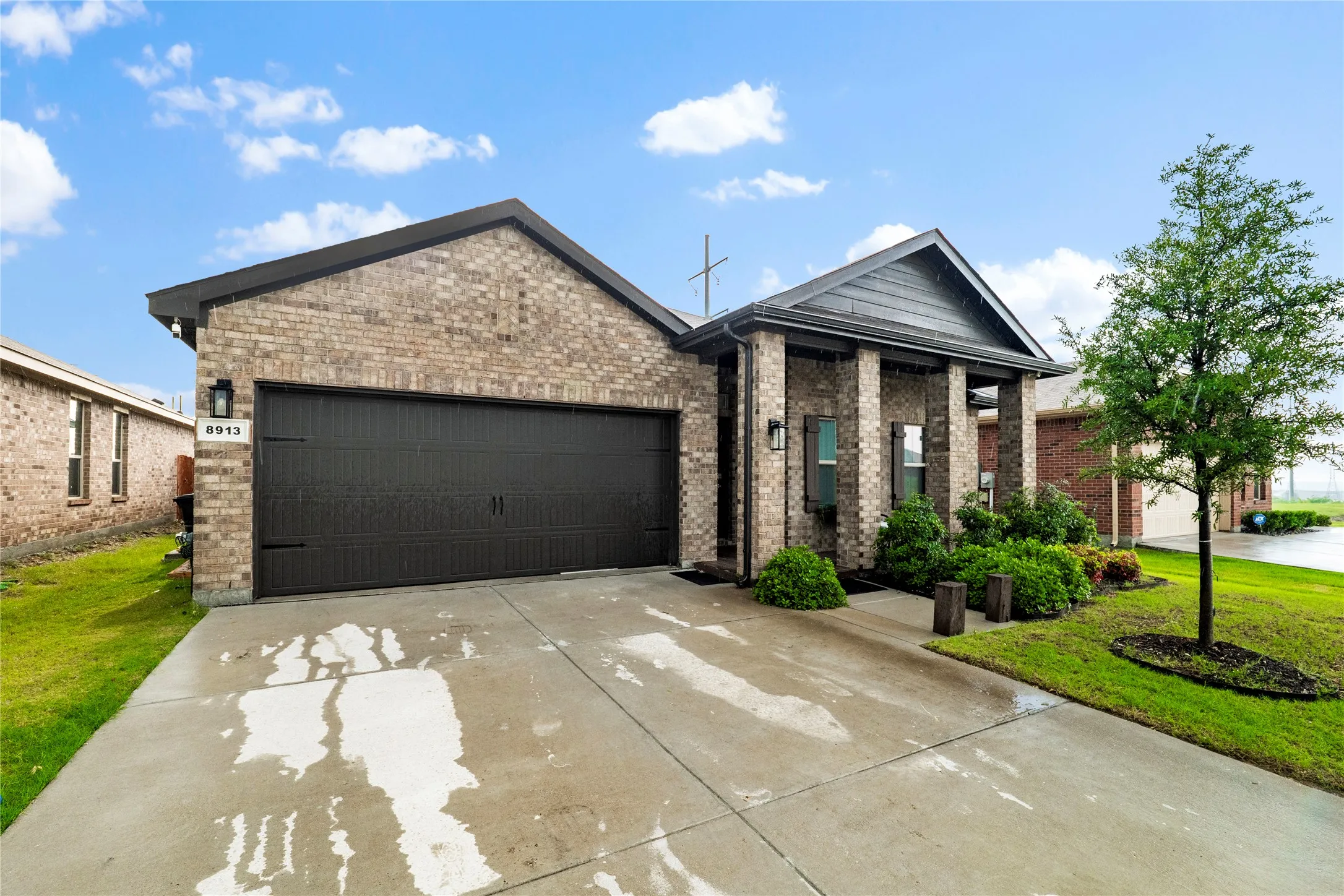 Single Family Residence For Sale in Tarrant County , 8913 Timber Gulch Circle, Fort Worth, Texas 76179, 4 Bedroom, 2 Bathroom, 2 Garage spaces, 1,570 Sqft, built in 2022, Preowned, mls#21260451, Real Estate Agent in Fort Worth, Homes For Sale in Tarrant county, Homes For Sale in Fort Worth, Realtor in Fort Worth Texas, Real Estate Brokerage Independent Realty Texas, Luminita Cordes Realtor