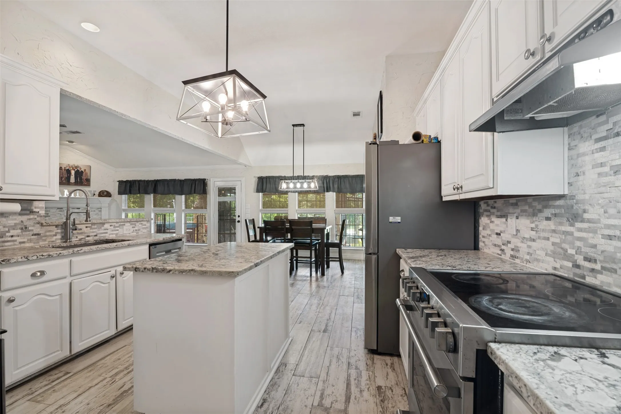 Single Family Residence For Sale in Collin County , 18584 County Road 543, Nevada, Texas 75173, 4 Bedroom, 2 Bathroom, 2 Garage spaces, 2,975 Sqft, built in 1997, mls#21260834, Real Estate Agent in Nevada, Homes For Sale in Collin county, Homes For Sale in Nevada, Realtor in Nevada Texas, Real Estate Brokerage Independent Realty Texas, Luminita Cordes Realtor