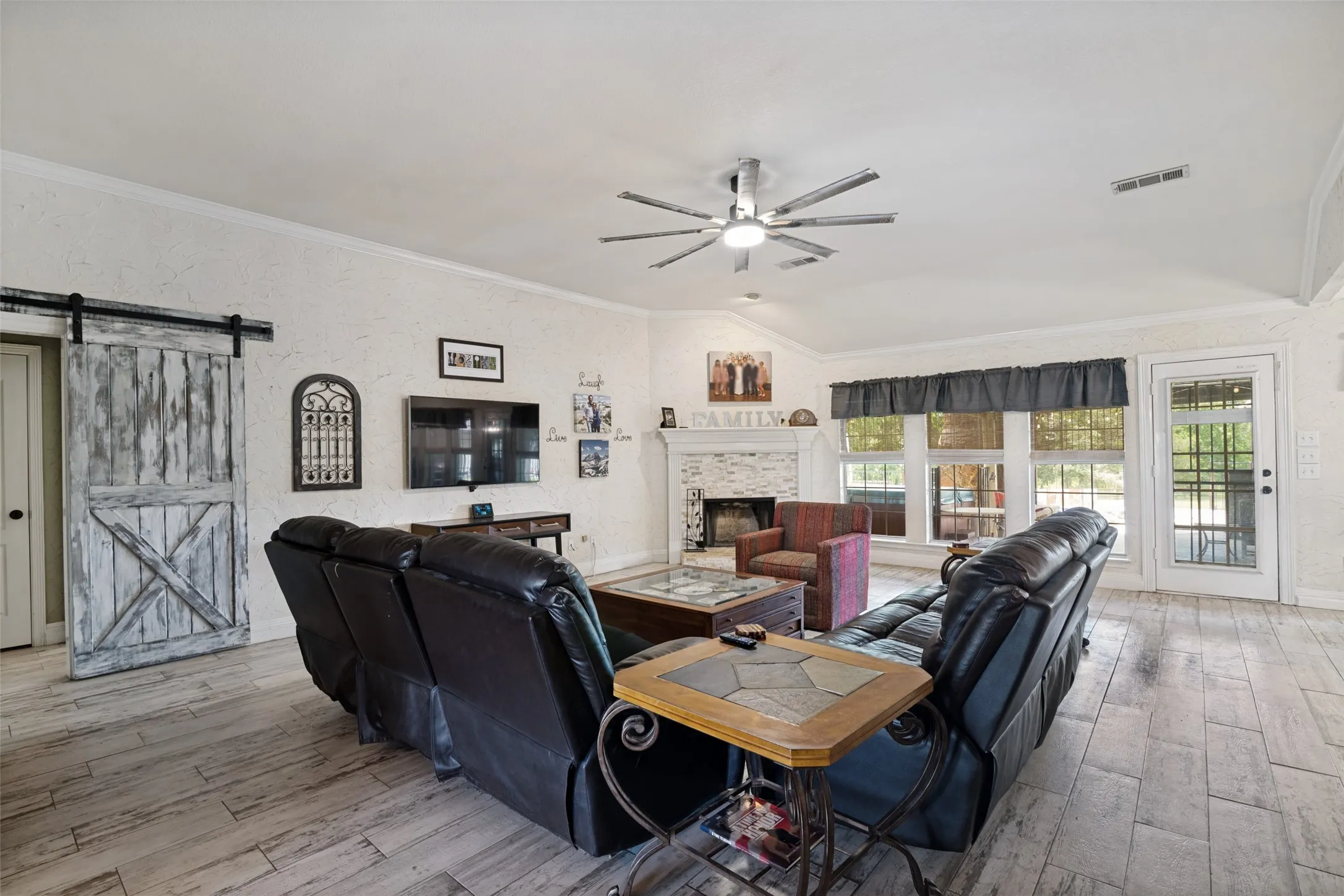Single Family Residence For Sale in Collin County , 18584 County Road 543, Nevada, Texas 75173, 4 Bedroom, 2 Bathroom, 2 Garage spaces, 2,975 Sqft, built in 1997, mls#21260834, Real Estate Agent in Nevada, Homes For Sale in Collin county, Homes For Sale in Nevada, Realtor in Nevada Texas, Real Estate Brokerage Independent Realty Texas, Luminita Cordes Realtor