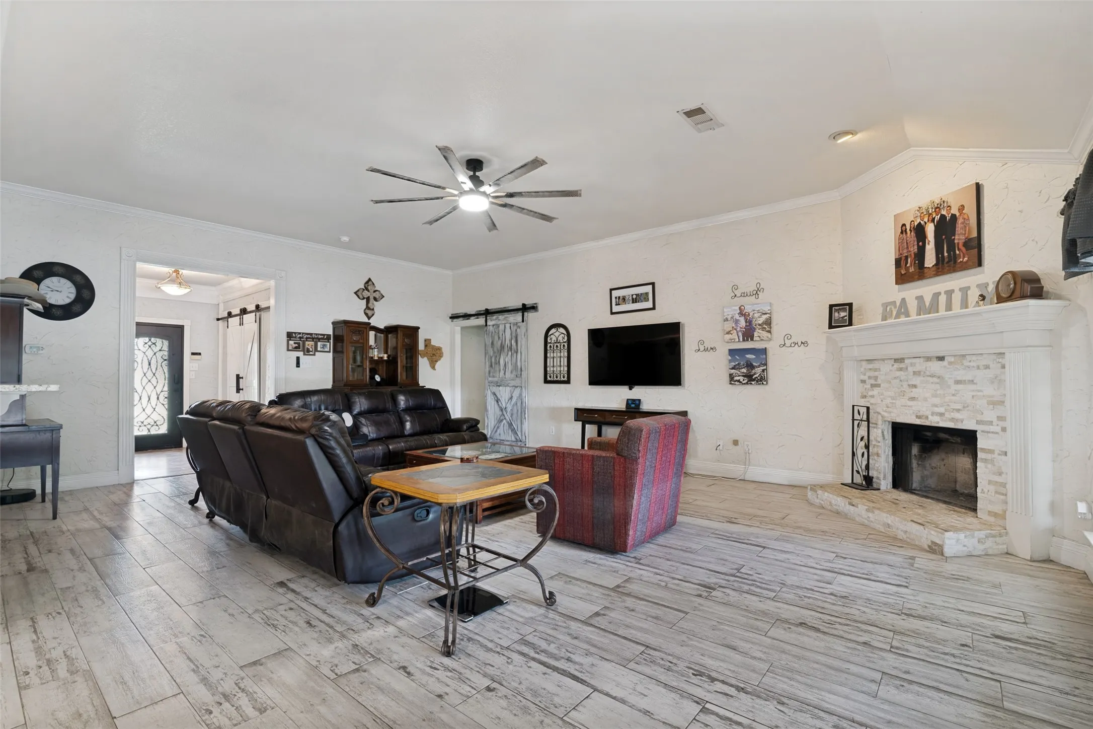 Single Family Residence For Sale in Collin County , 18584 County Road 543, Nevada, Texas 75173, 4 Bedroom, 2 Bathroom, 2 Garage spaces, 2,975 Sqft, built in 1997, mls#21260834, Real Estate Agent in Nevada, Homes For Sale in Collin county, Homes For Sale in Nevada, Realtor in Nevada Texas, Real Estate Brokerage Independent Realty Texas, Luminita Cordes Realtor