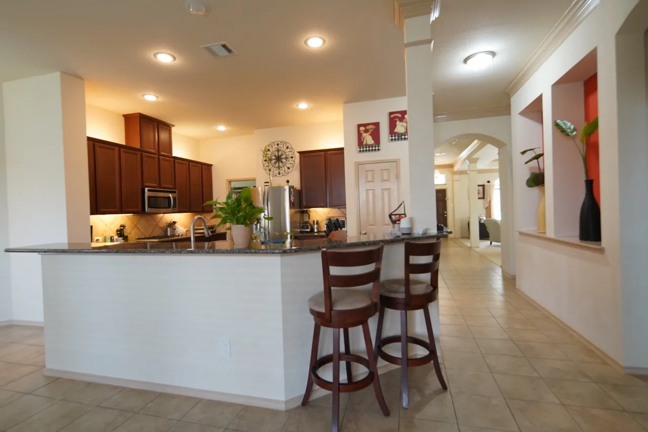 Single Family Residence For Rent in Tarrant County , 4508 Fox Rio Trail, Arlington, Texas 76017, 3 Bedroom, 2 Bathroom, 2 Garage spaces, 2,558 Sqft, built in 2010, Preowned, Price $2,550, mls#21260850, Real Estate Agent in Arlington, Homes For Rent in Tarrant county, Homes For Rent in Arlington, Realtor in Arlington Texas, Real Estate Brokerage Independent Realty Texas, Luminita Cordes Realtor