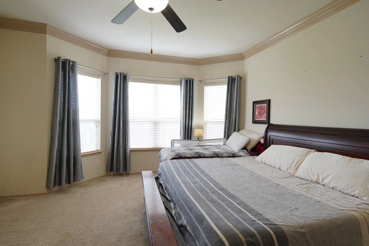 Single Family Residence For Rent in Tarrant County , 4508 Fox Rio Trail, Arlington, Texas 76017, 3 Bedroom, 2 Bathroom, 2 Garage spaces, 2,558 Sqft, built in 2010, Preowned, Price $2,550, mls#21260850, Real Estate Agent in Arlington, Homes For Rent in Tarrant county, Homes For Rent in Arlington, Realtor in Arlington Texas, Real Estate Brokerage Independent Realty Texas, Luminita Cordes Realtor