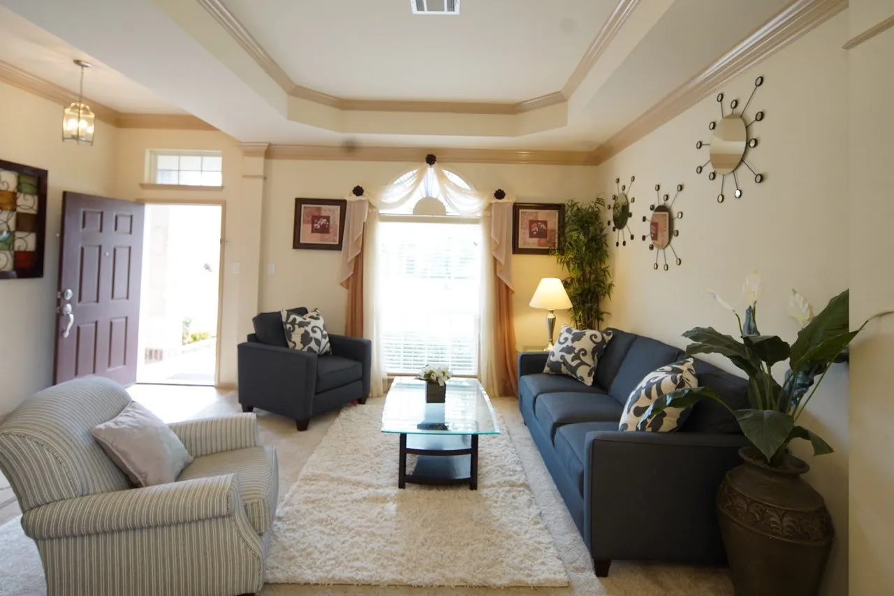 Single Family Residence For Rent in Tarrant County , 4508 Fox Rio Trail, Arlington, Texas 76017, 3 Bedroom, 2 Bathroom, 2 Garage spaces, 2,558 Sqft, built in 2010, Preowned, Price $2,550, mls#21260850, Real Estate Agent in Arlington, Homes For Rent in Tarrant county, Homes For Rent in Arlington, Realtor in Arlington Texas, Real Estate Brokerage Independent Realty Texas, Luminita Cordes Realtor