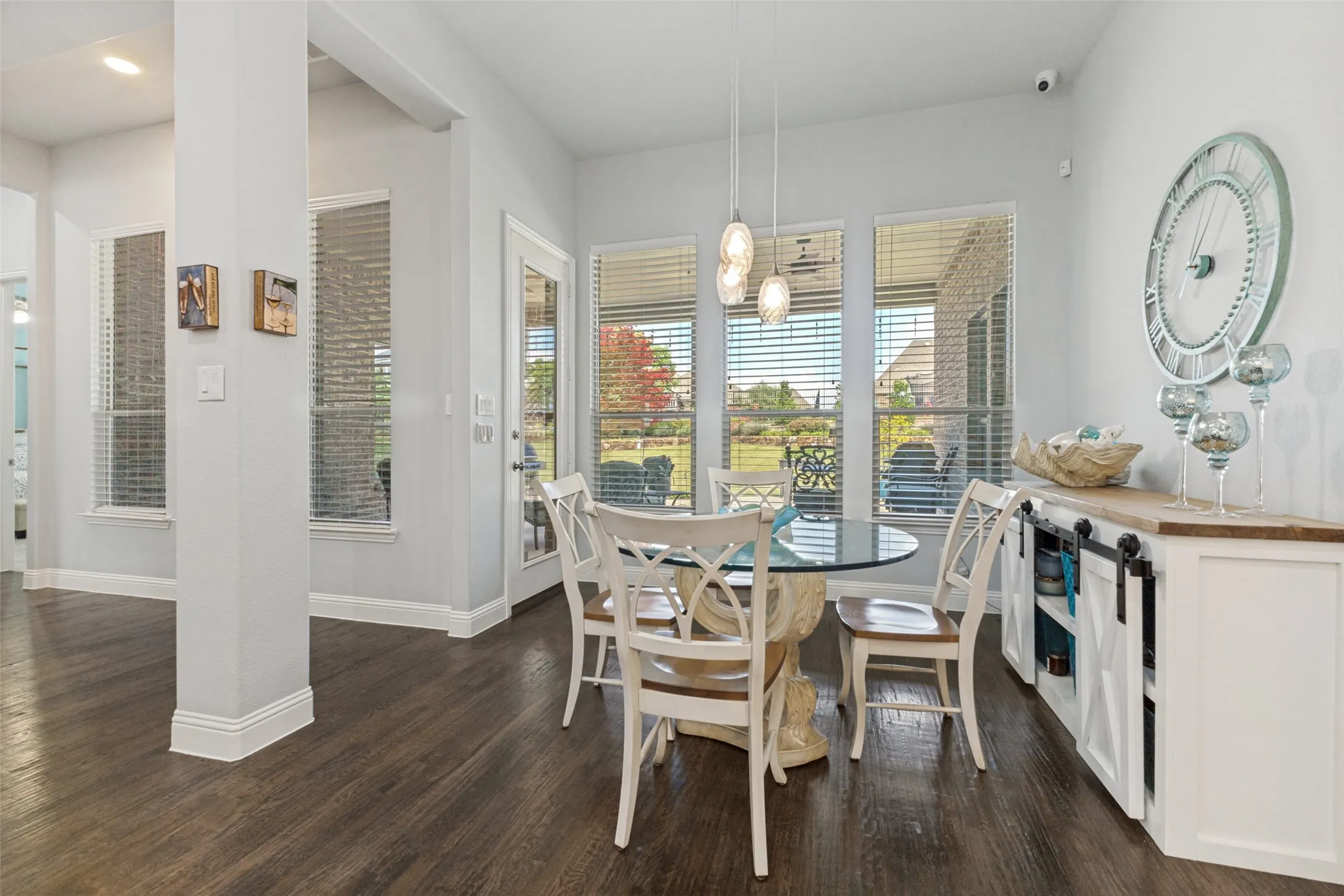 Single Family Residence For Sale in Rockwall County , 506 Life Spring Drive, Rockwall, Texas 75087, 4 Bedroom, 4 Bathroom, 4 Garage spaces, 3,701 Sqft, built in 2016, mls#21259818, Real Estate Agent in Rockwall, Homes For Sale in Rockwall county, Homes For Sale in Rockwall, Realtor in Rockwall Texas, Real Estate Brokerage Independent Realty Texas, Luminita Cordes Realtor