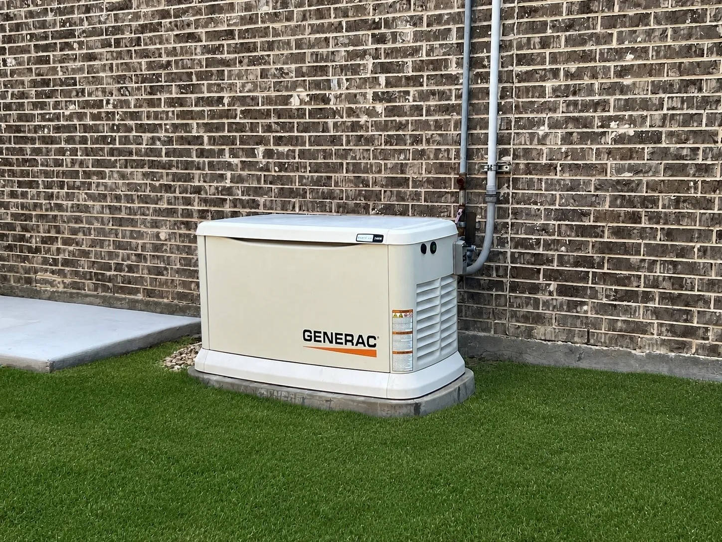 Note the full home GENERAC generator.