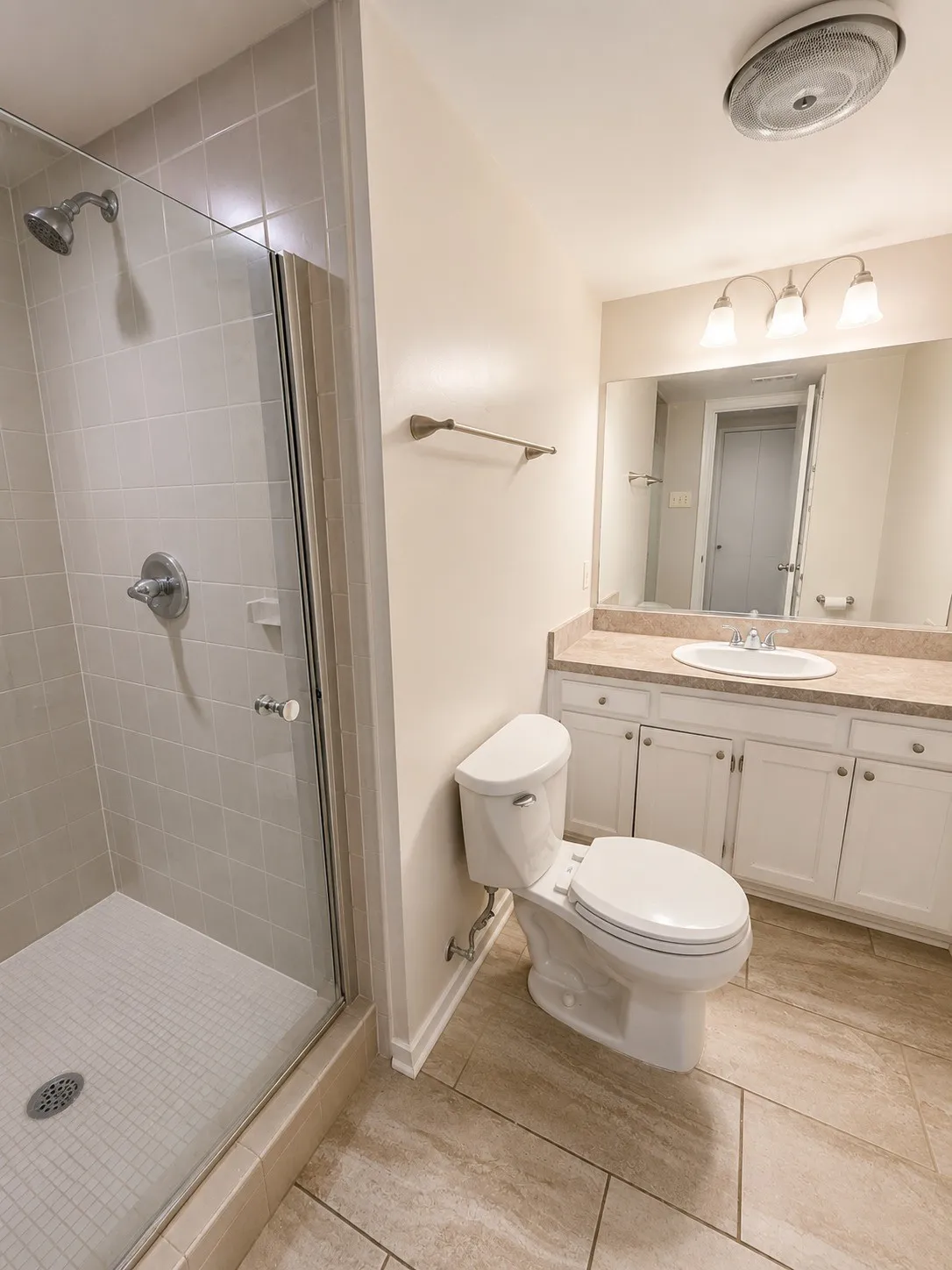 Single Family Residence For Sale in Dallas County , 2019 Dancliff Drive, Dallas, Texas 75224, 4 Bedroom, 3 Bathroom, 2 Garage spaces, 2,364 Sqft, built in 1963, Preowned, mls#21259887, Real Estate Agent in Dallas, Homes For Sale in Dallas county, Homes For Sale in Dallas, Realtor in Dallas Texas, Real Estate Brokerage Independent Realty Texas, Luminita Cordes Realtor