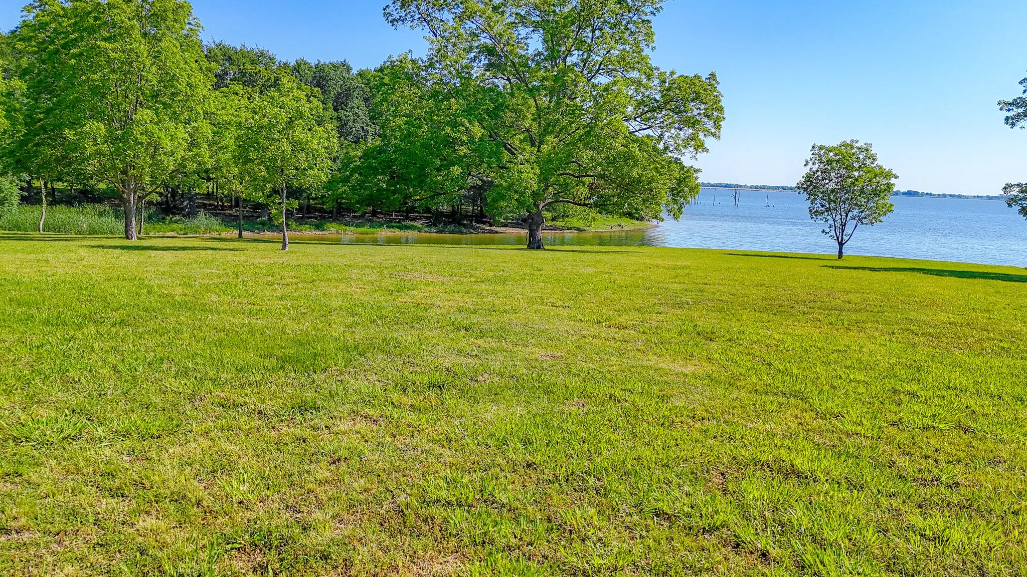 Unimproved Land For Sale in Navarro County , Lot 2-R Moonlight Point, Corsicana, Texas 75109, 0, 0, Garage spaces, 0 Sqft, built in 0, mls#21253522, Real Estate Agent in Corsicana, Homes For Sale in Navarro county, Homes For Sale in Corsicana, Realtor in Corsicana Texas, Real Estate Brokerage Independent Realty Texas, Luminita Cordes Realtor