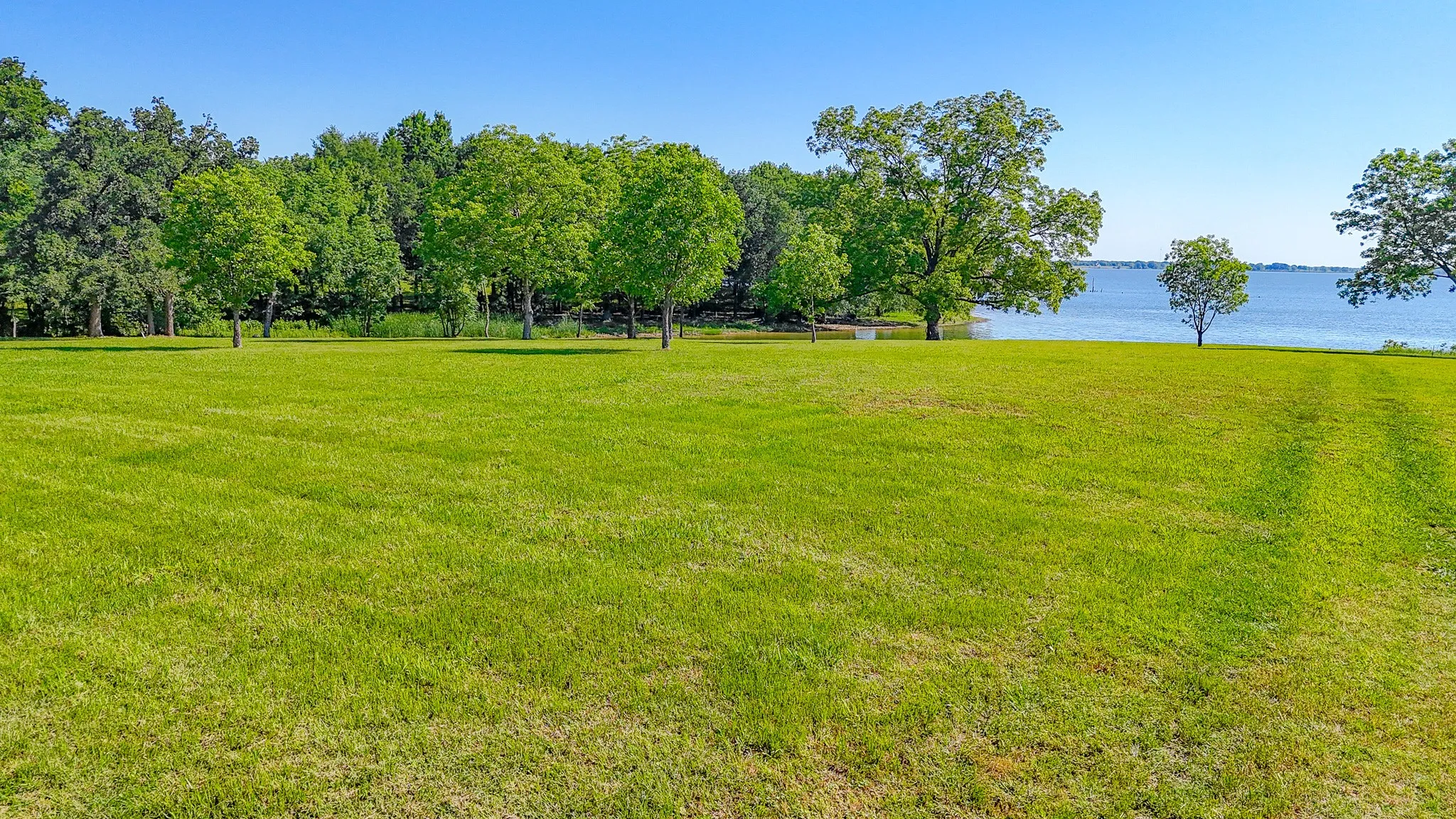 Unimproved Land For Sale in Navarro County , Lot 2-R Moonlight Point, Corsicana, Texas 75109, 0, 0, Garage spaces, 0 Sqft, built in 0, mls#21253522, Real Estate Agent in Corsicana, Homes For Sale in Navarro county, Homes For Sale in Corsicana, Realtor in Corsicana Texas, Real Estate Brokerage Independent Realty Texas, Luminita Cordes Realtor