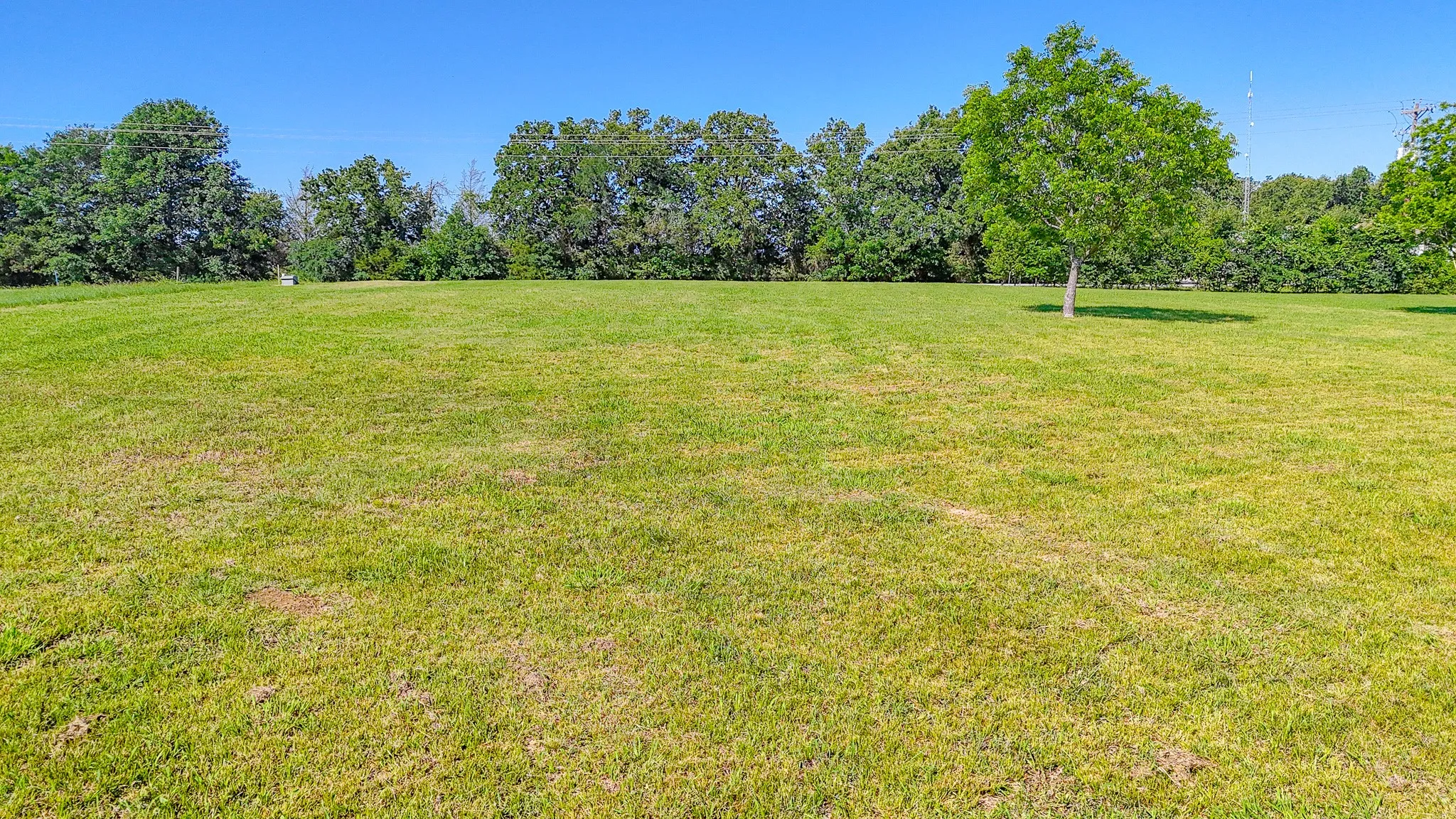 Unimproved Land For Sale in Navarro County , Lot 2-R Moonlight Point, Corsicana, Texas 75109, 0, 0, Garage spaces, 0 Sqft, built in 0, mls#21253522, Real Estate Agent in Corsicana, Homes For Sale in Navarro county, Homes For Sale in Corsicana, Realtor in Corsicana Texas, Real Estate Brokerage Independent Realty Texas, Luminita Cordes Realtor