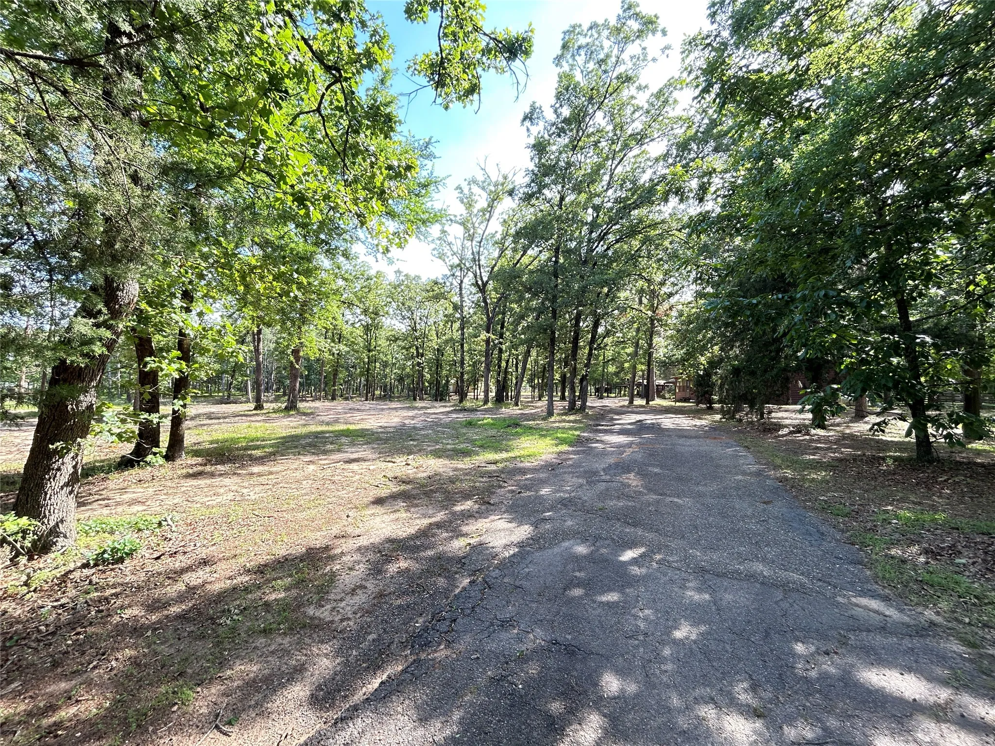 Single Family Residence For Sale in Hopkins County , 3236 Farm Road 3019, Winnsboro, Texas 75494, 3 Bedroom, 2 Bathroom, Garage spaces, 1,700 Sqft, built in 1987, mls#21260679, Real Estate Agent in Winnsboro, Homes For Sale in Hopkins county, Homes For Sale in Winnsboro, Realtor in Winnsboro Texas, Real Estate Brokerage Independent Realty Texas, Luminita Cordes Realtor