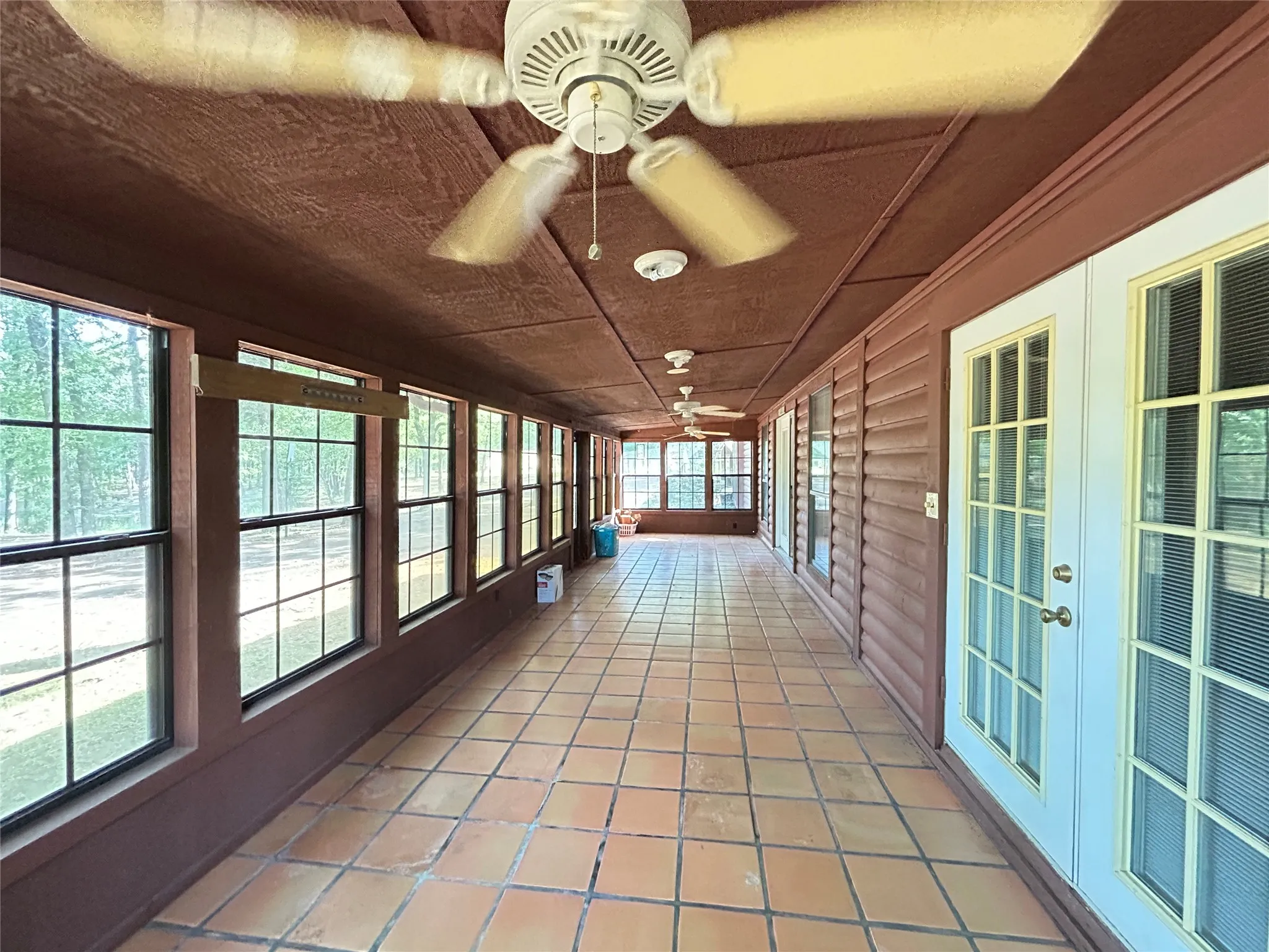 Single Family Residence For Sale in Hopkins County , 3236 Farm Road 3019, Winnsboro, Texas 75494, 3 Bedroom, 2 Bathroom, Garage spaces, 1,700 Sqft, built in 1987, mls#21260679, Real Estate Agent in Winnsboro, Homes For Sale in Hopkins county, Homes For Sale in Winnsboro, Realtor in Winnsboro Texas, Real Estate Brokerage Independent Realty Texas, Luminita Cordes Realtor
