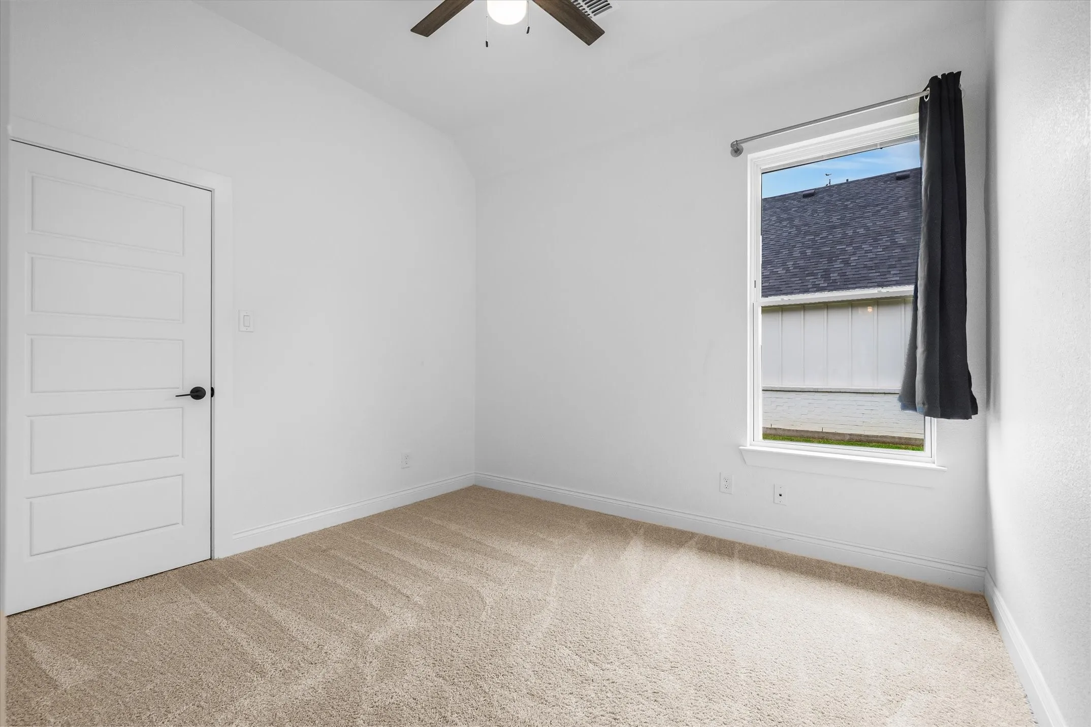 Single Family Residence For Sale in Van Zandt County , 1868 Meadowview, Canton, Texas 75103, 4 Bedroom, 2 Bathroom, 2 Garage spaces, 2,032 Sqft, built in 2024, Preowned, Price $379,400, mls#21260918, Real Estate Agent in Canton, Homes For Sale in Van Zandt county, Homes For Sale in Canton, Realtor in Canton Texas, Real Estate Brokerage Independent Realty Texas, Luminita Cordes Realtor