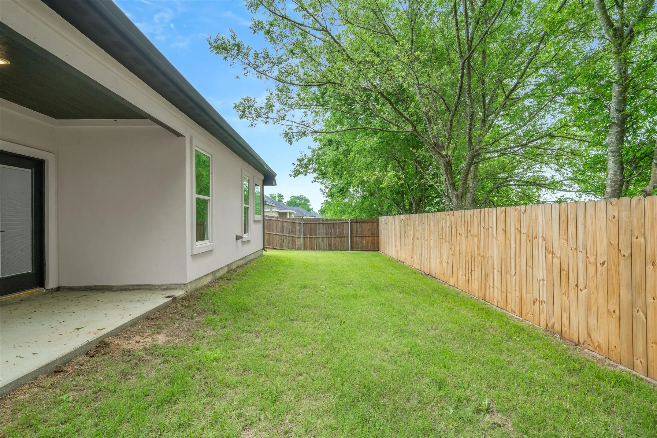 Single Family Residence For Sale in Van Zandt County , 1868 Meadowview, Canton, Texas 75103, 4 Bedroom, 2 Bathroom, 2 Garage spaces, 2,032 Sqft, built in 2024, Preowned, Price $379,400, mls#21260918, Real Estate Agent in Canton, Homes For Sale in Van Zandt county, Homes For Sale in Canton, Realtor in Canton Texas, Real Estate Brokerage Independent Realty Texas, Luminita Cordes Realtor