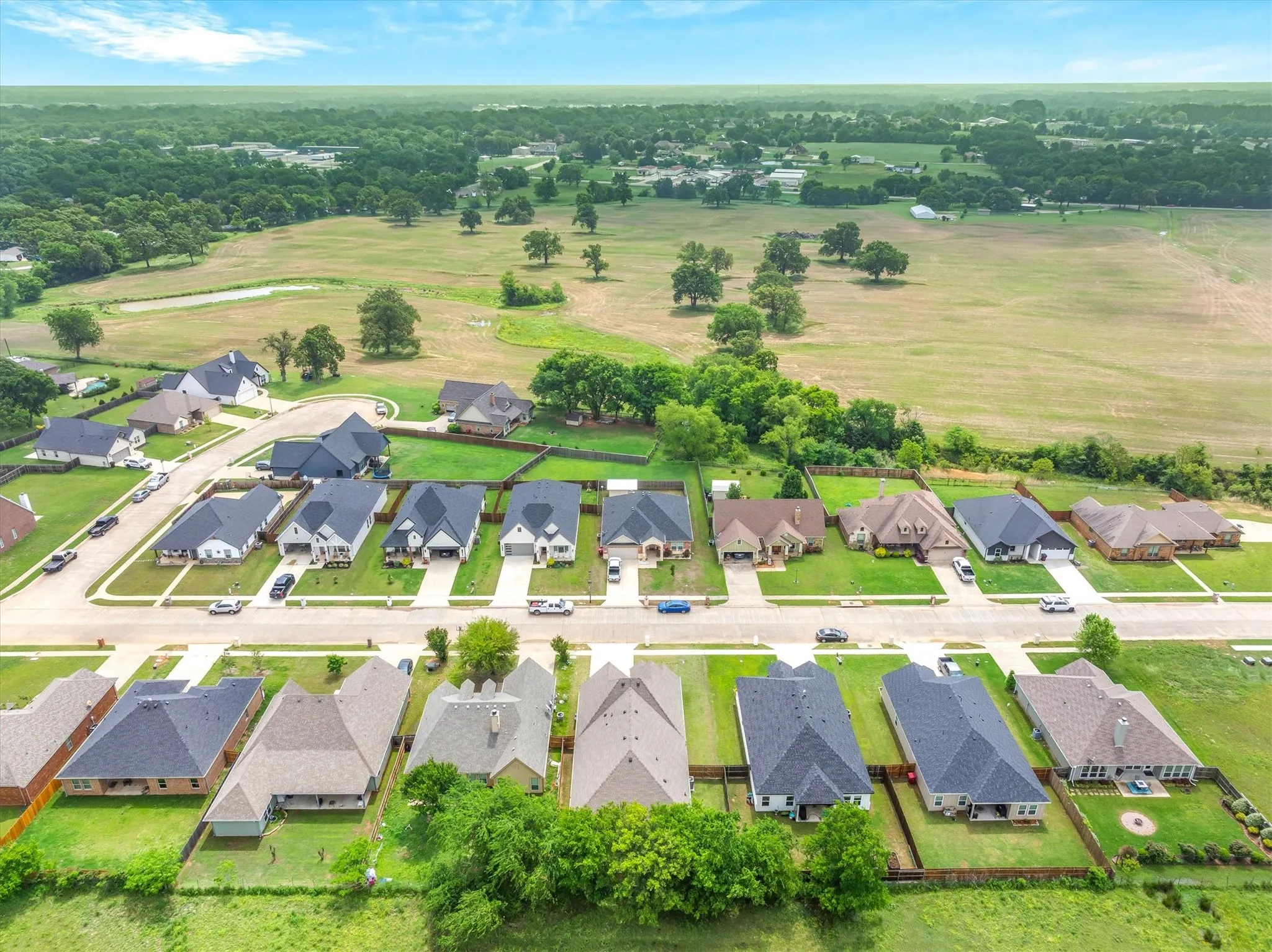 Single Family Residence For Sale in Van Zandt County , 1868 Meadowview, Canton, Texas 75103, 4 Bedroom, 2 Bathroom, 2 Garage spaces, 2,032 Sqft, built in 2024, Preowned, Price $379,400, mls#21260918, Real Estate Agent in Canton, Homes For Sale in Van Zandt county, Homes For Sale in Canton, Realtor in Canton Texas, Real Estate Brokerage Independent Realty Texas, Luminita Cordes Realtor