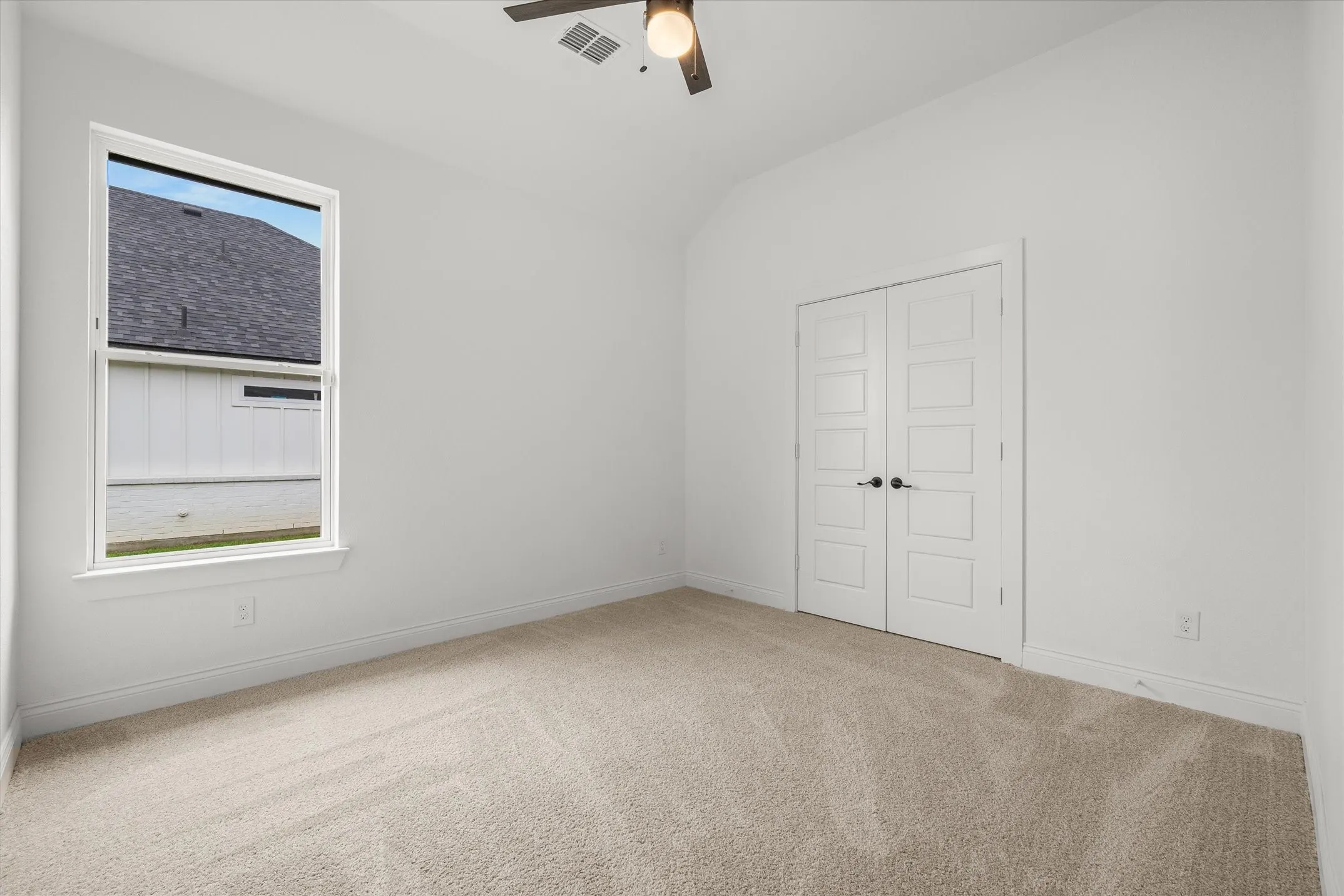 Single Family Residence For Sale in Van Zandt County , 1868 Meadowview, Canton, Texas 75103, 4 Bedroom, 2 Bathroom, 2 Garage spaces, 2,032 Sqft, built in 2024, Preowned, Price $379,400, mls#21260918, Real Estate Agent in Canton, Homes For Sale in Van Zandt county, Homes For Sale in Canton, Realtor in Canton Texas, Real Estate Brokerage Independent Realty Texas, Luminita Cordes Realtor