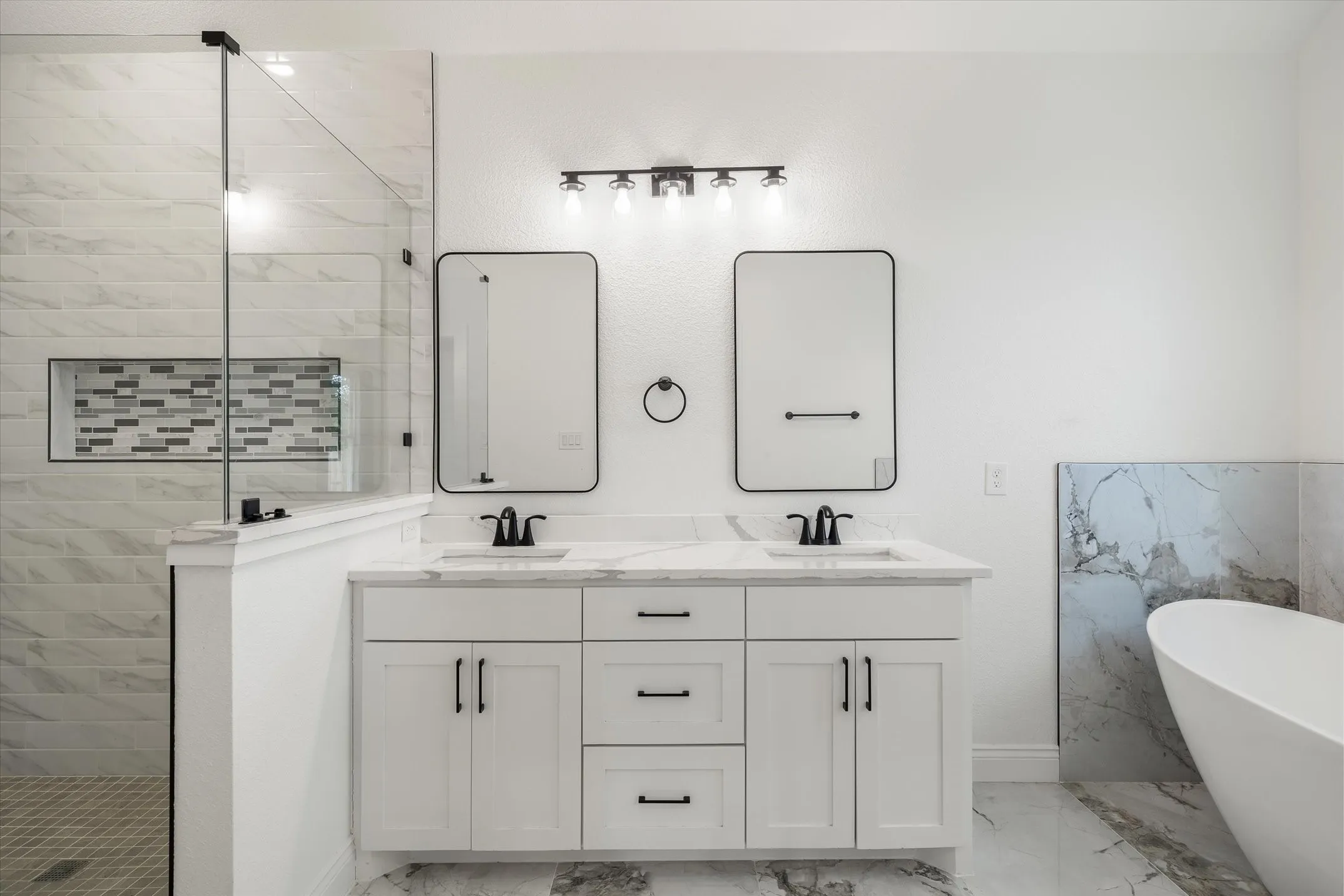 Single Family Residence For Sale in Van Zandt County , 1868 Meadowview, Canton, Texas 75103, 4 Bedroom, 2 Bathroom, 2 Garage spaces, 2,032 Sqft, built in 2024, Preowned, Price $379,400, mls#21260918, Real Estate Agent in Canton, Homes For Sale in Van Zandt county, Homes For Sale in Canton, Realtor in Canton Texas, Real Estate Brokerage Independent Realty Texas, Luminita Cordes Realtor