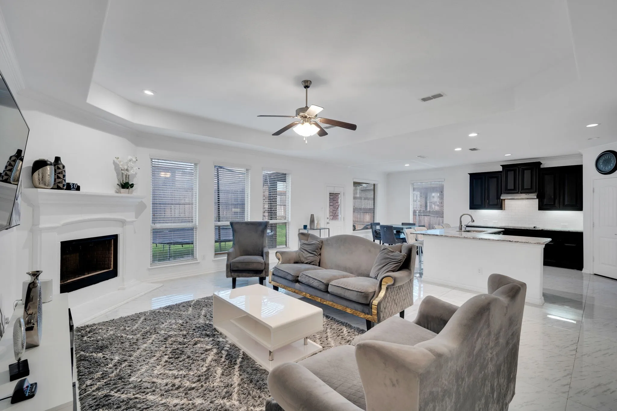 Single Family Residence For Sale in Ellis County , 417 Ashlawn Drive, Midlothian, Texas 76065, 4 Bedroom, 3 Bathroom, 2 Garage spaces, 2,543 Sqft, built in 2017, Preowned, mls#21254869, Real Estate Agent in Midlothian, Homes For Sale in Ellis county, Homes For Sale in Midlothian, Realtor in Midlothian Texas, Real Estate Brokerage Independent Realty Texas, Luminita Cordes Realtor