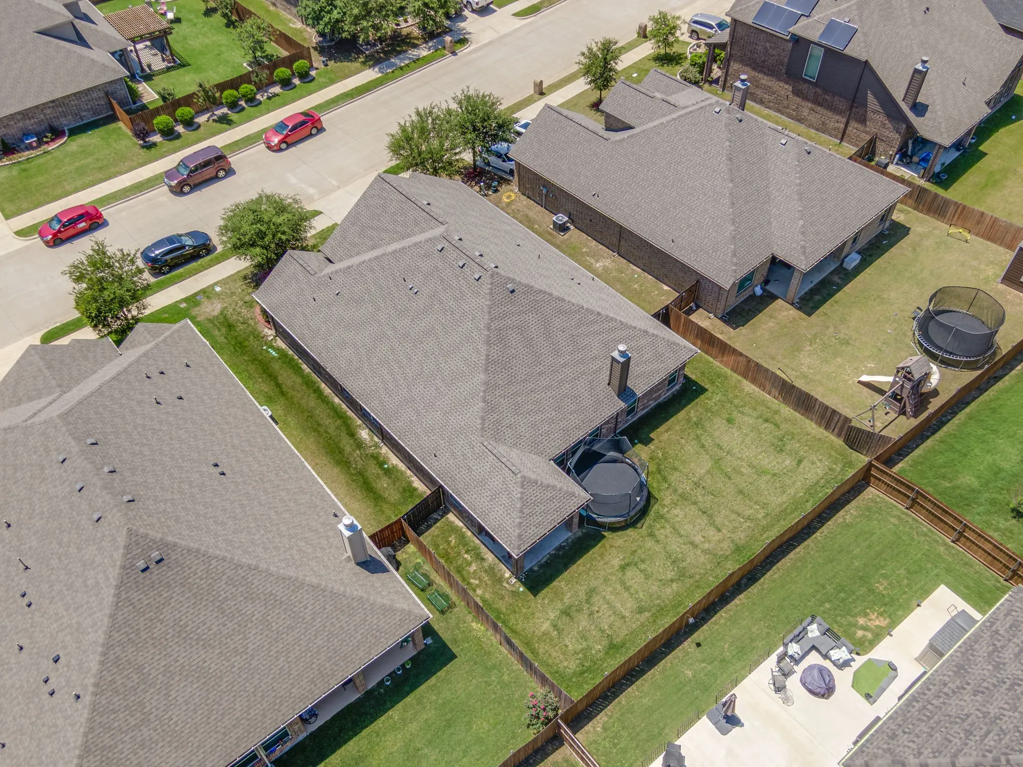 Single Family Residence For Sale in Ellis County , 417 Ashlawn Drive, Midlothian, Texas 76065, 4 Bedroom, 3 Bathroom, 2 Garage spaces, 2,543 Sqft, built in 2017, Preowned, mls#21254869, Real Estate Agent in Midlothian, Homes For Sale in Ellis county, Homes For Sale in Midlothian, Realtor in Midlothian Texas, Real Estate Brokerage Independent Realty Texas, Luminita Cordes Realtor