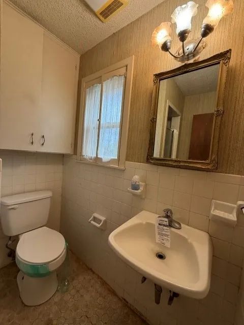 Single Family Residence For Sale in Nolan County , 5026 N Interstate 20, Sweetwater, Texas 79556, 4 Bedroom, 4 Bathroom, 2 Garage spaces, 2,700 Sqft, built in 2005, Preowned, mls#21260937, Real Estate Agent in Sweetwater, Homes For Sale in Nolan county, Homes For Sale in Sweetwater, Realtor in Sweetwater Texas, Real Estate Brokerage Independent Realty Texas, Luminita Cordes Realtor