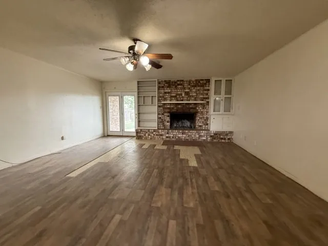 Single Family Residence For Sale in Nolan County , 5026 N Interstate 20, Sweetwater, Texas 79556, 4 Bedroom, 4 Bathroom, 2 Garage spaces, 2,700 Sqft, built in 2005, Preowned, mls#21260937, Real Estate Agent in Sweetwater, Homes For Sale in Nolan county, Homes For Sale in Sweetwater, Realtor in Sweetwater Texas, Real Estate Brokerage Independent Realty Texas, Luminita Cordes Realtor