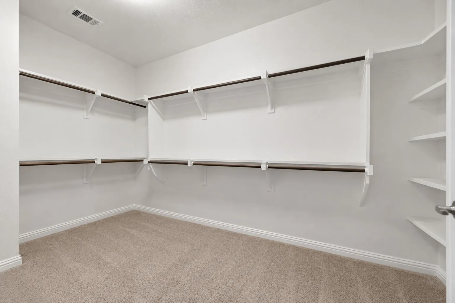 Single Family Residence For Sale in Dallas County , 6409 Long Green Street, Rowlett, Texas 75089, 4 Bedroom, 3 Bathroom, 2 Garage spaces, 2,232 Sqft, built in 2018, mls#21260961, Real Estate Agent in Rowlett, Homes For Sale in Dallas county, Homes For Sale in Rowlett, Realtor in Rowlett Texas, Real Estate Brokerage Independent Realty Texas, Luminita Cordes Realtor