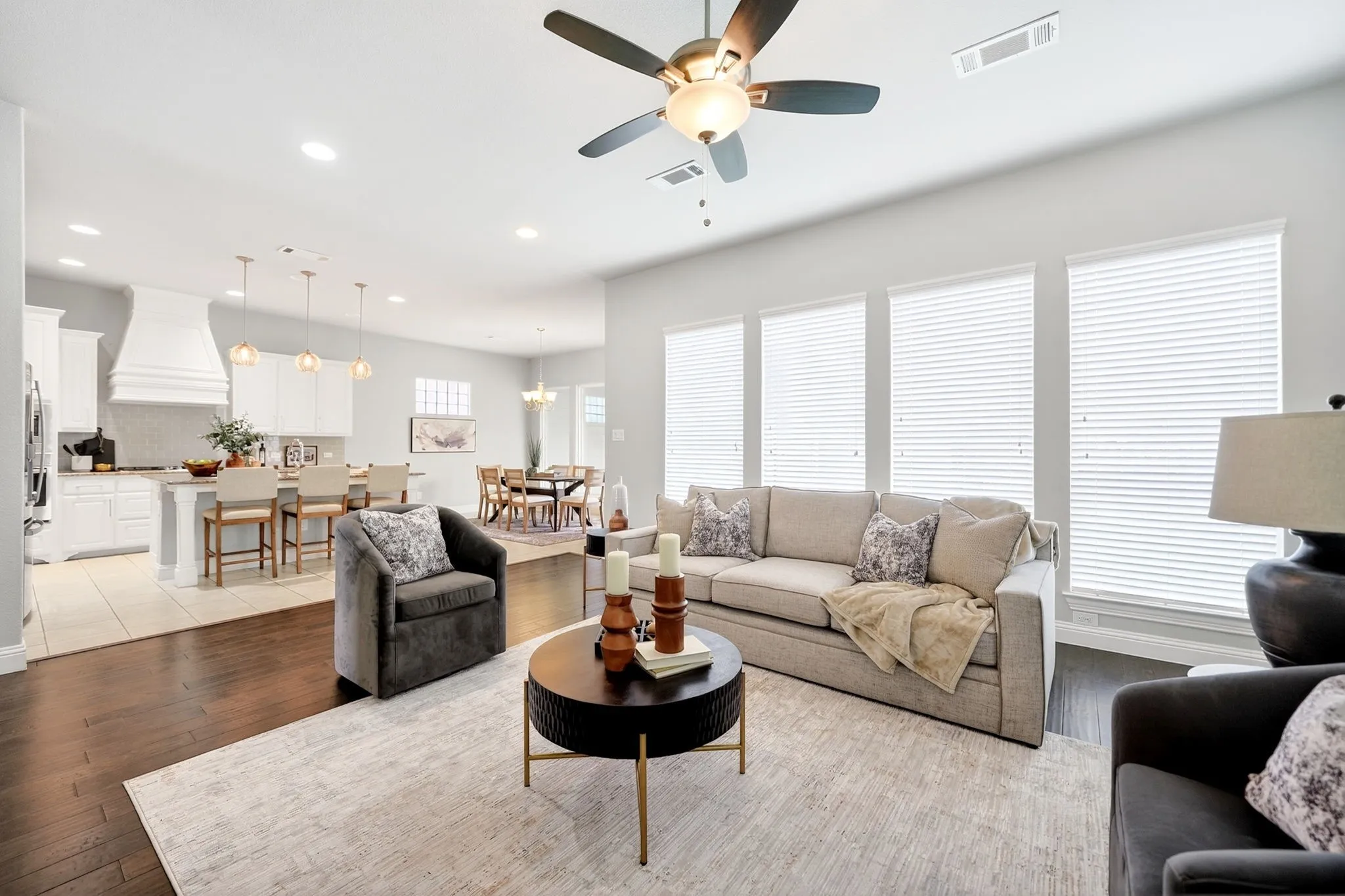 Single Family Residence For Sale in Dallas County , 6409 Long Green Street, Rowlett, Texas 75089, 4 Bedroom, 3 Bathroom, 2 Garage spaces, 2,232 Sqft, built in 2018, mls#21260961, Real Estate Agent in Rowlett, Homes For Sale in Dallas county, Homes For Sale in Rowlett, Realtor in Rowlett Texas, Real Estate Brokerage Independent Realty Texas, Luminita Cordes Realtor
