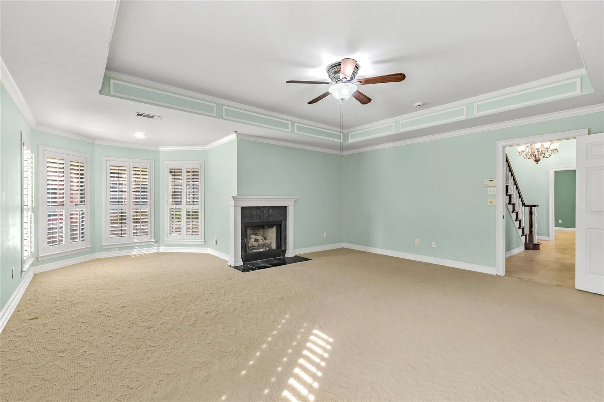 Single Family Residence For Sale in Hunt County , 6400 Creekside Drive, Greenville, Texas 75402, 5 Bedroom, 5 Bathroom, 3 Garage spaces, 4,435 Sqft, built in 1990, Preowned, Price $549,650, mls#21260952, Real Estate Agent in Greenville, Homes For Sale in Hunt county, Homes For Sale in Greenville, Realtor in Greenville Texas, Real Estate Brokerage Independent Realty Texas, Luminita Cordes Realtor